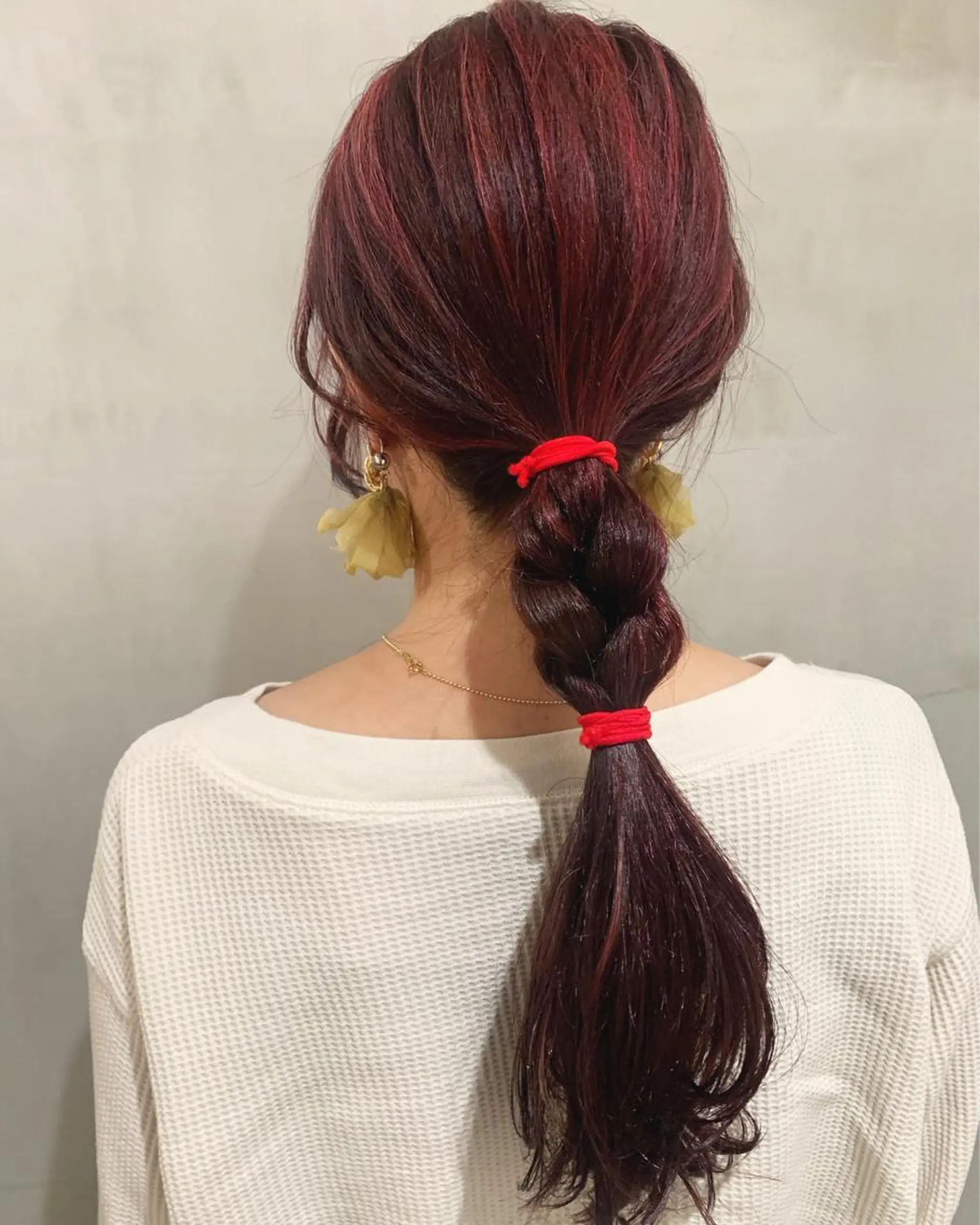 ロング カラー ヘアアレンジ 優 作のヘアスタイル