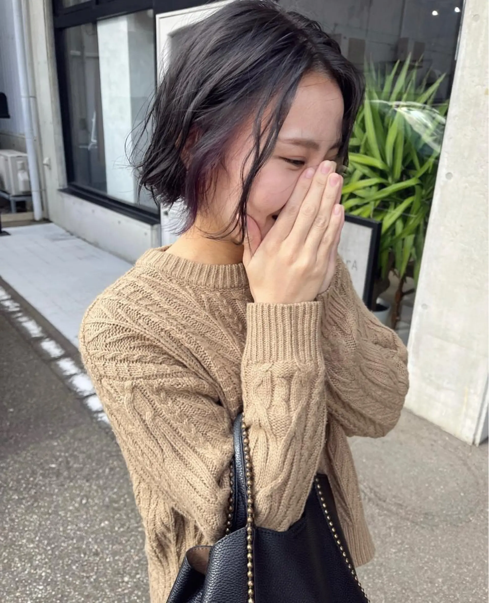 ショート パープルカラー ボブ BE HERE NOW N°04野々市三納店所属・イタヤ マイカのヘアスタイル