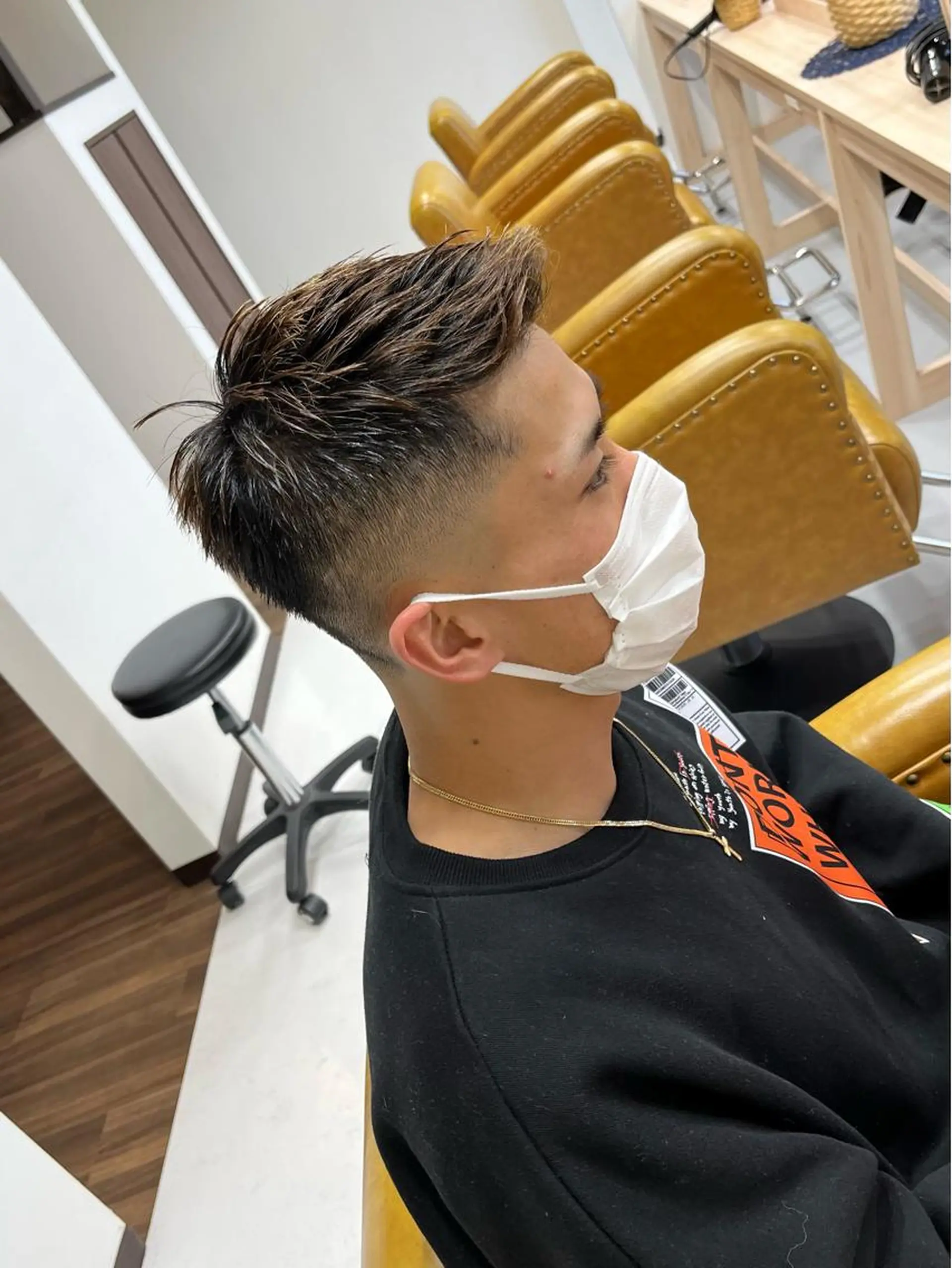 ショート メンズ カット ヘアカラー 峯 渉人のヘアスタイル