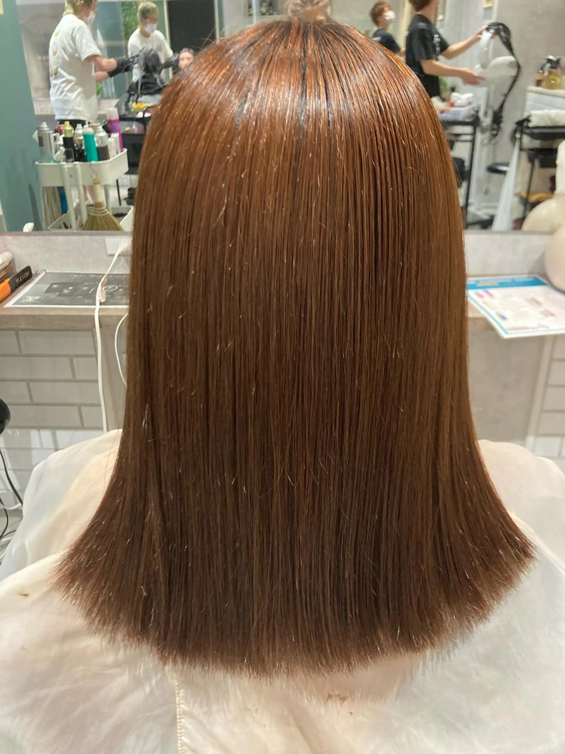 セミロング キッズ カット 縮毛矯正 🌸インナーカラー 🌸藤井春華のヘアスタイル