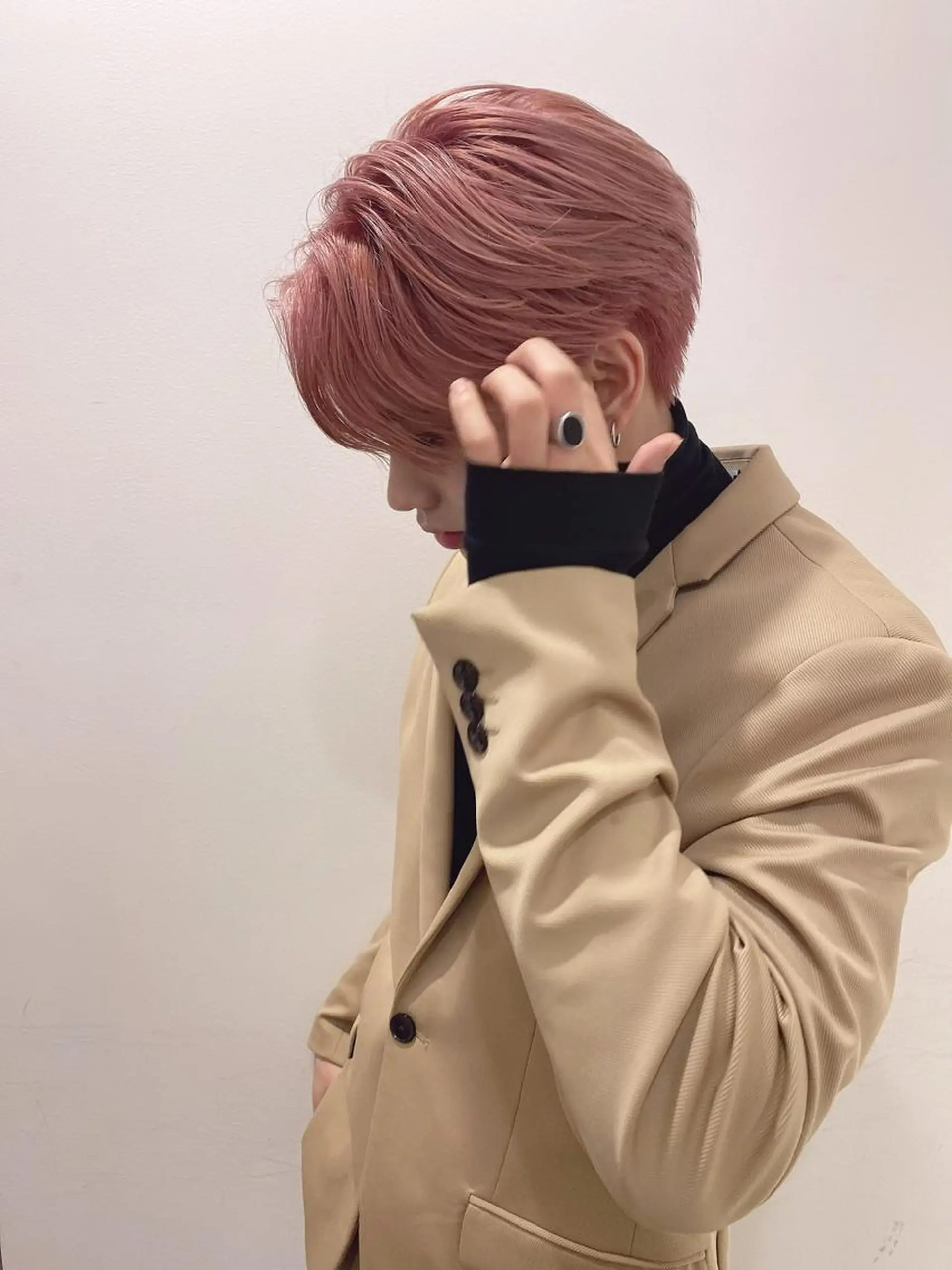 カラー ヘアアレンジ メンズ ピンクカラー レイヤーカット指名 No.1💖マユカのヘアスタイル