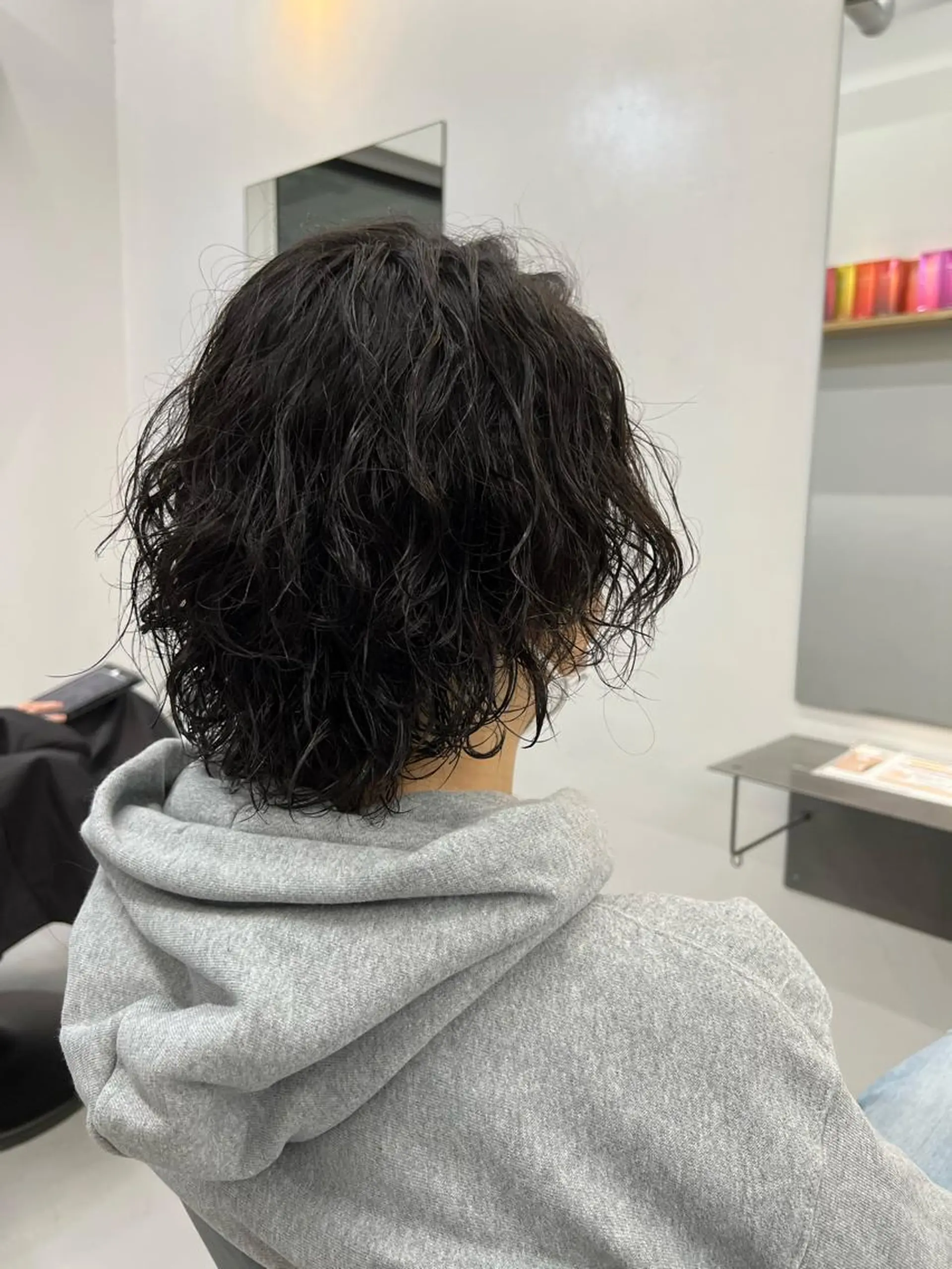 ミディアム パーマ メンズ ミディアムパーマ メンズパーマ スパイキーショート パーマ　具志堅　太志のヘアスタイル