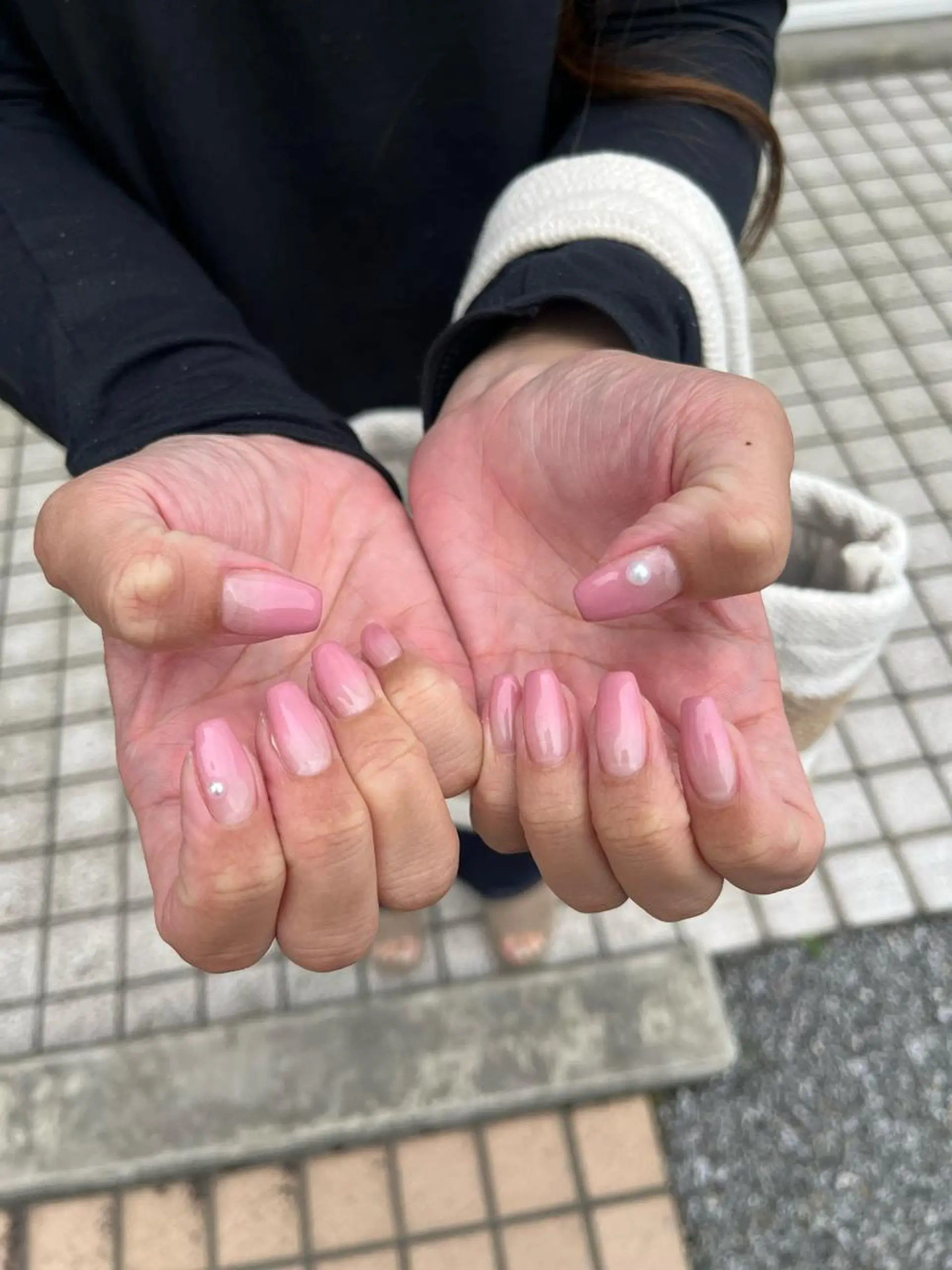 ネイル ストーンネイル ハンドネイル Allure戸祭店 yukinoのネイルデザイン