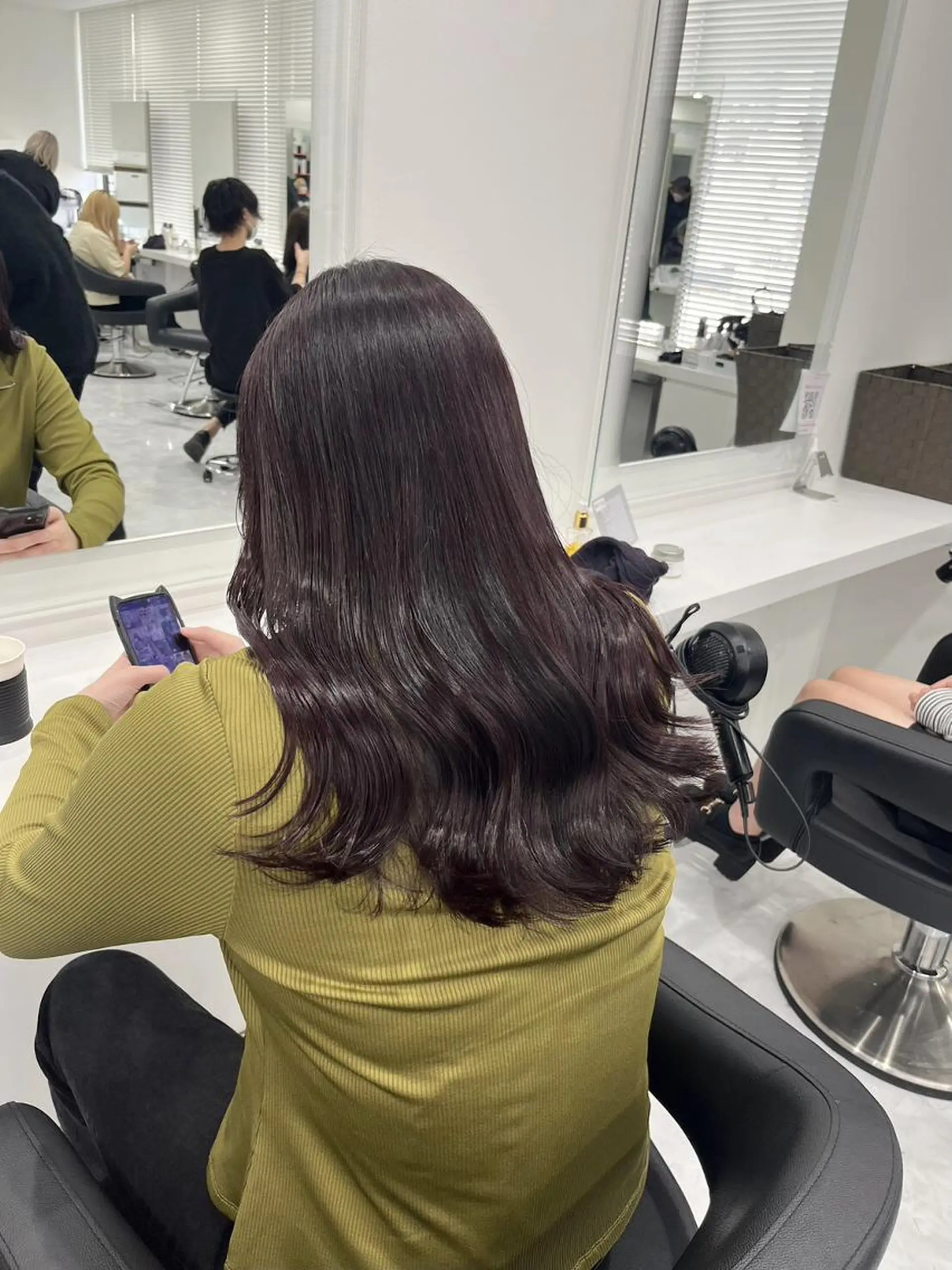 カラー ヘアカラー トリートメント ヘッドスパ ヘアセット 透明感ベージュ🧁 池袋LAND🤍のヘアスタイル