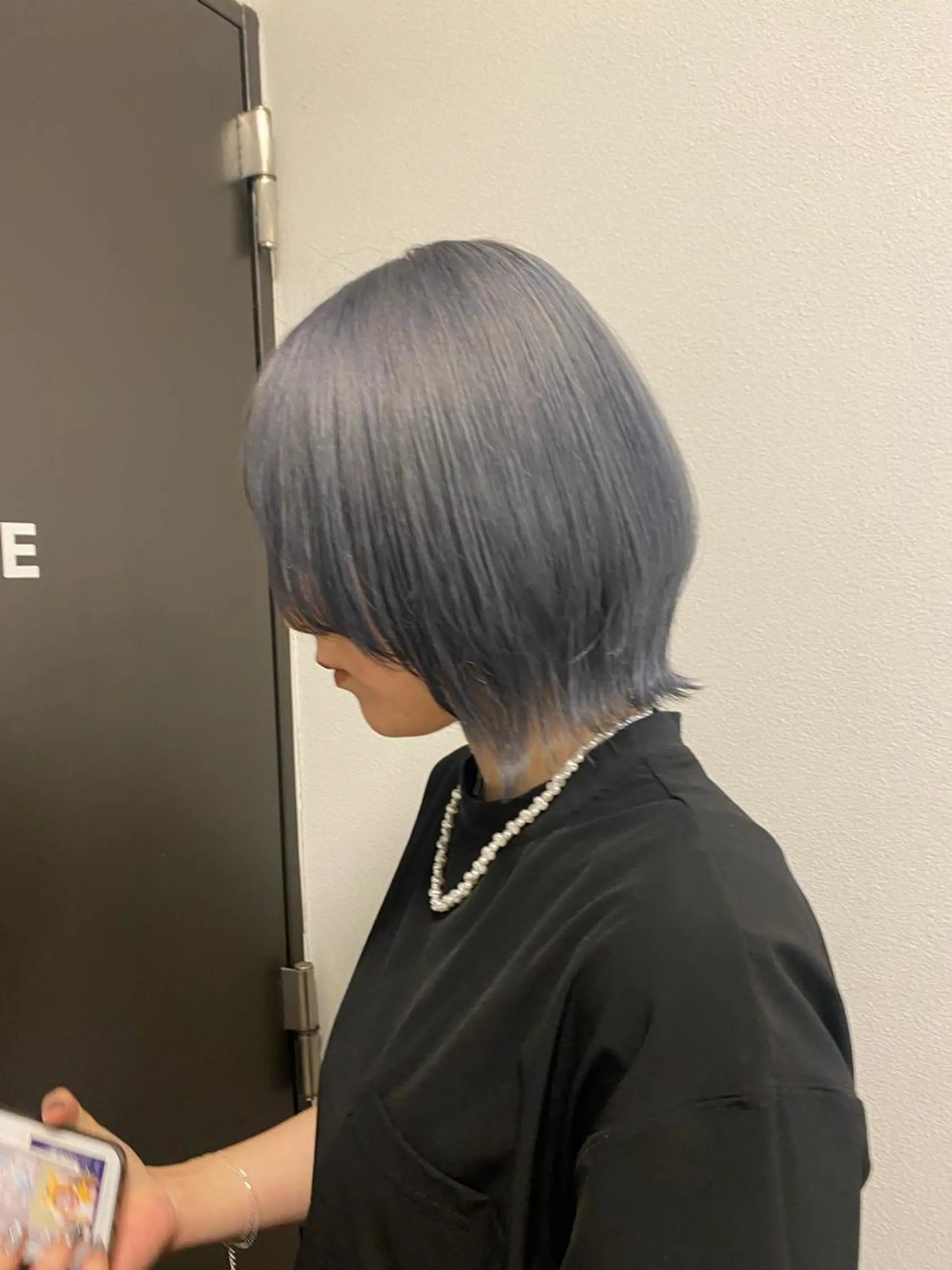 ショート カラー シルバー the BRIDGE 加藤みのりのヘアスタイル