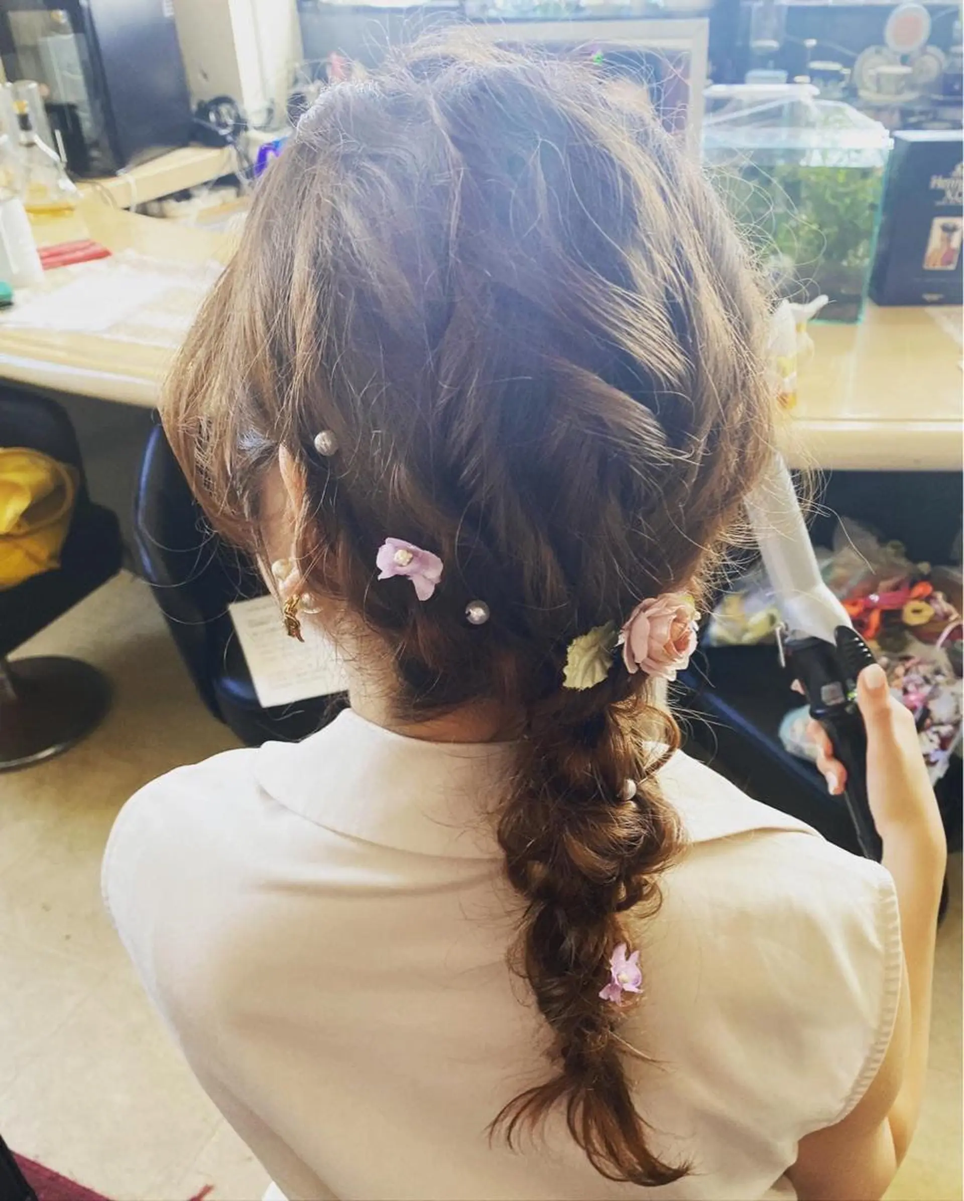 ロング 卒業式のヘアスタイル ハロウィン 玉ねぎヘアー 銀河 ティンガーラのヘアスタイル