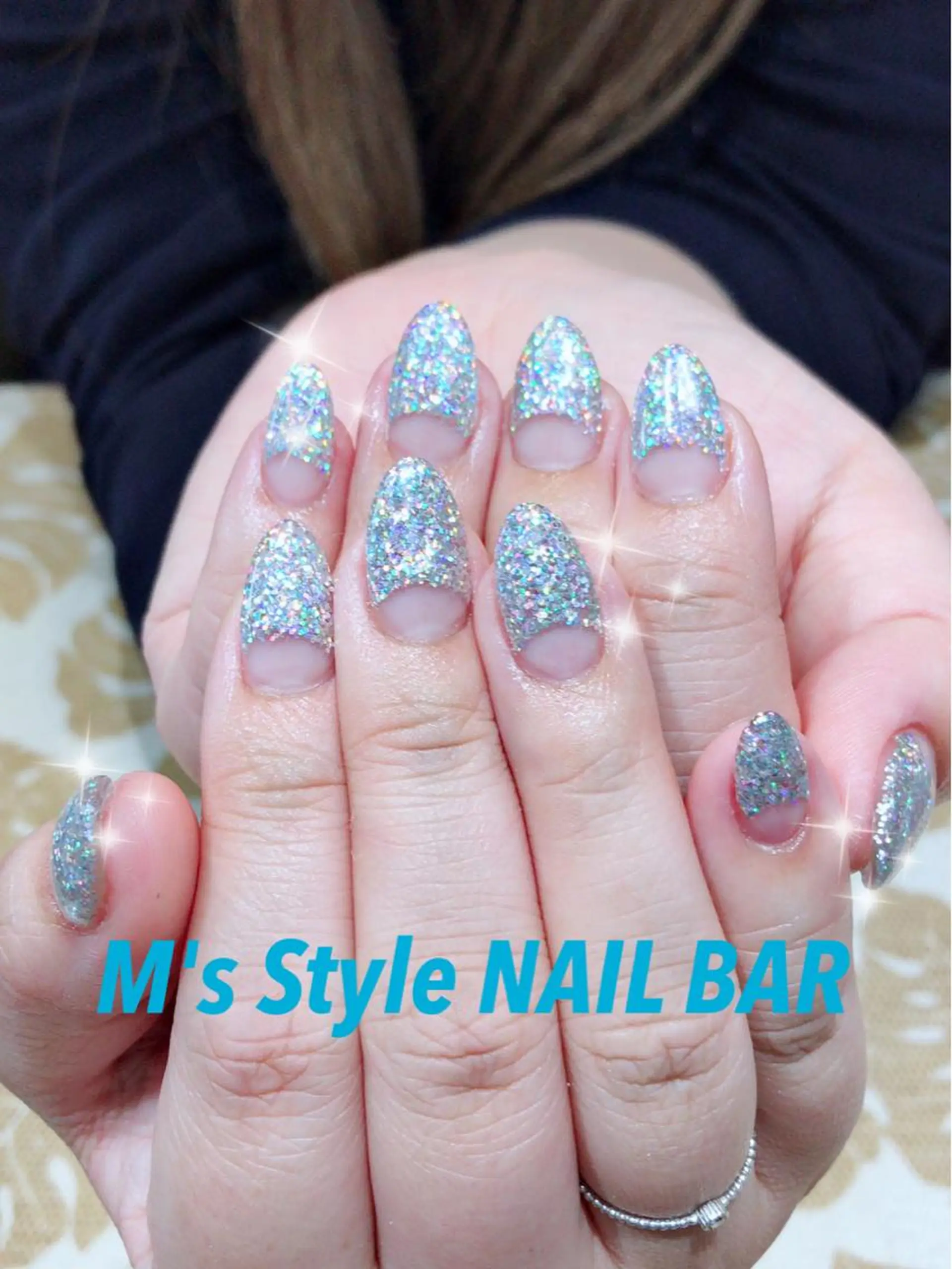 ネイル オーロラネイル フレンチネイル ラメ(グリッター) 持ち込み 逆フレンチ ハンドネイル M's Style NAIL BARのエステ・リラクイメージ