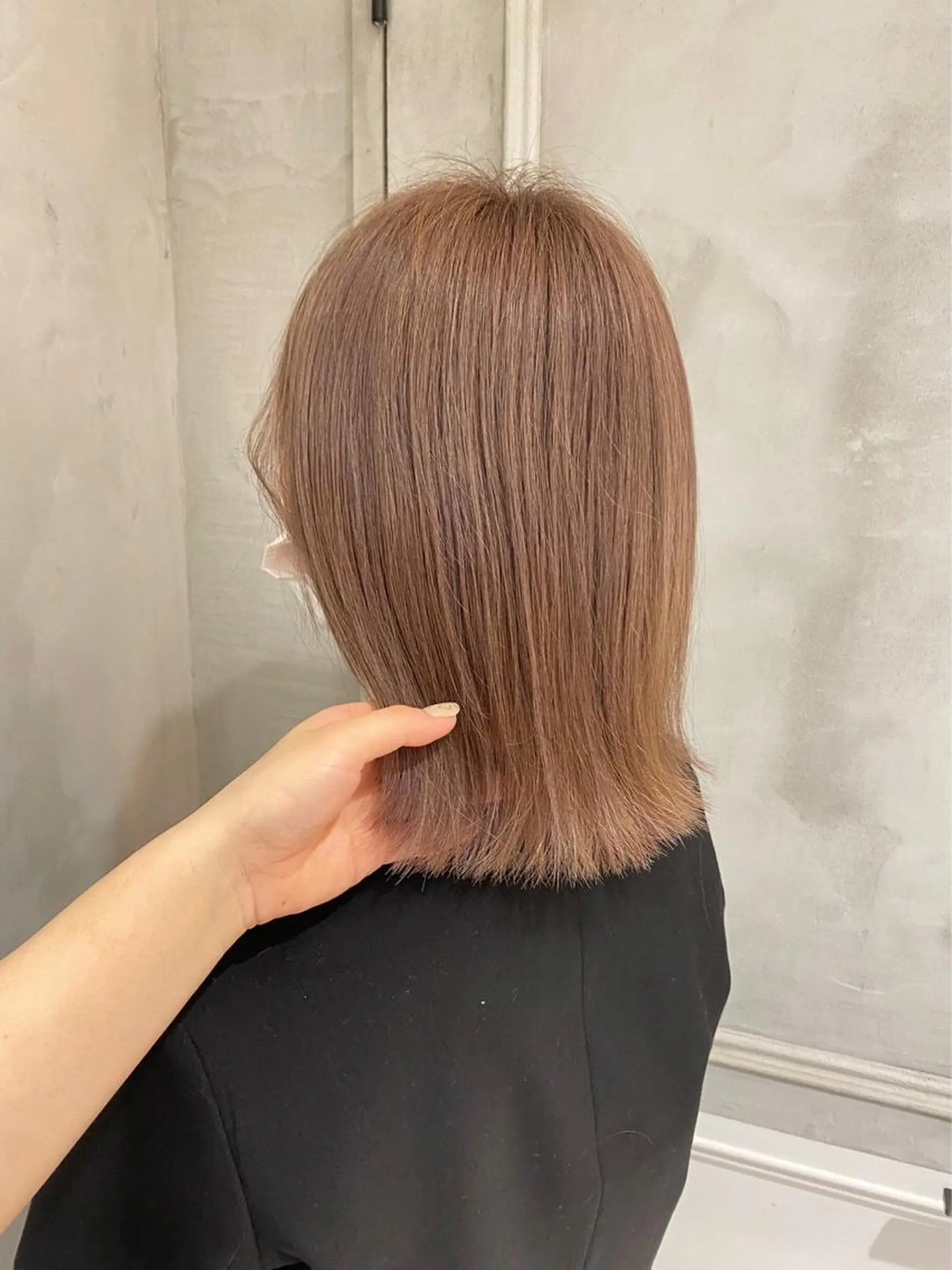 セミロング ヘアカラー 艶感/ナチュラル 🩵amiのヘアスタイル