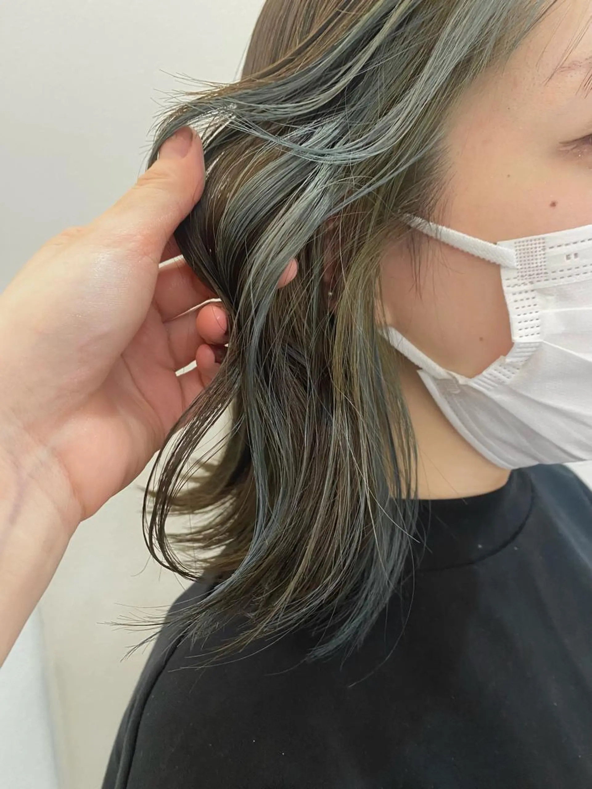 ロング カラー インナーカラー 顔周りカット ✨くびれスタイル✨️ 戸嶋穂乃香のヘアスタイル