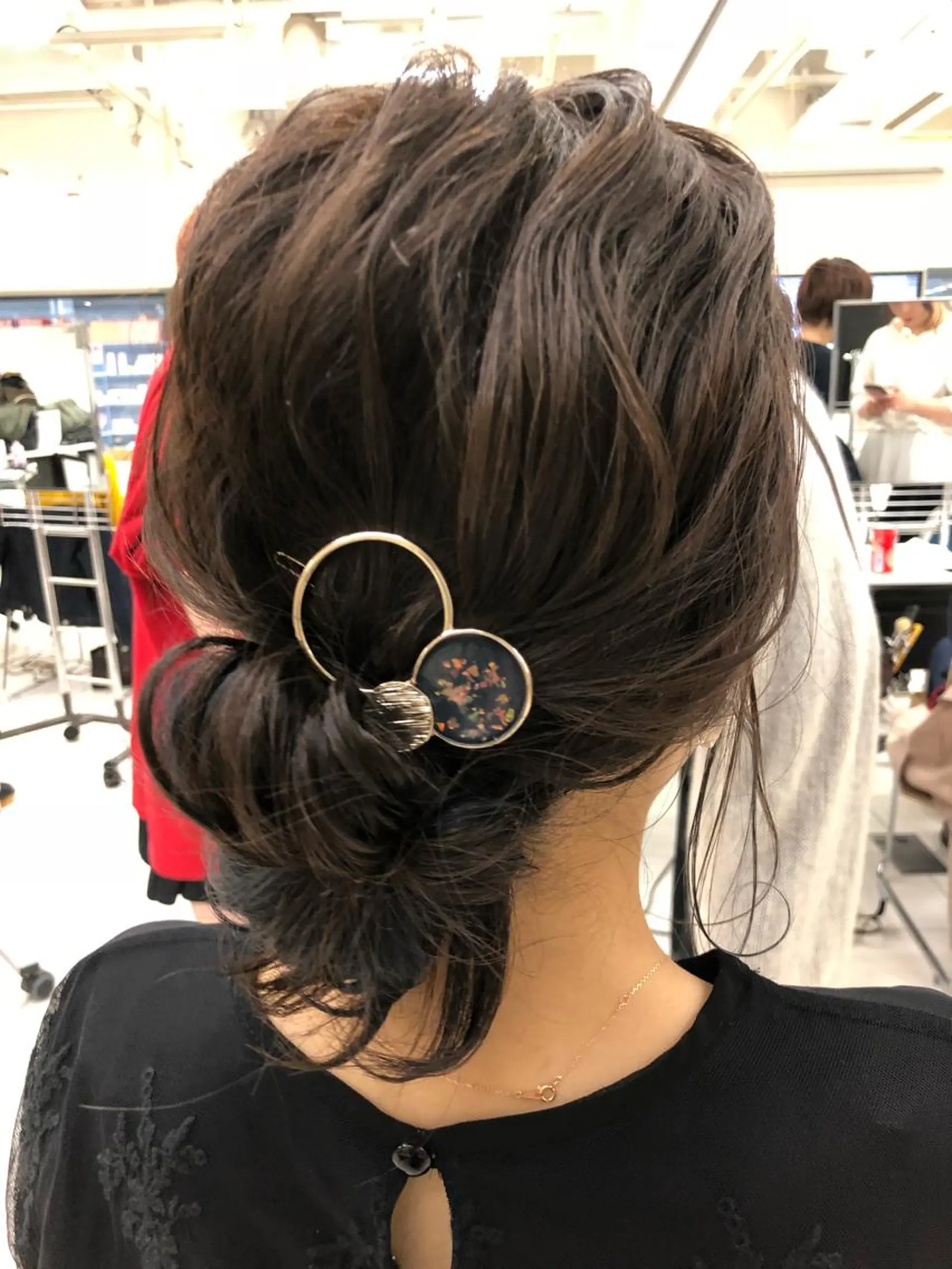 ミディアム ヘアアレンジ お団子ヘア 森安 華楠のヘアスタイル