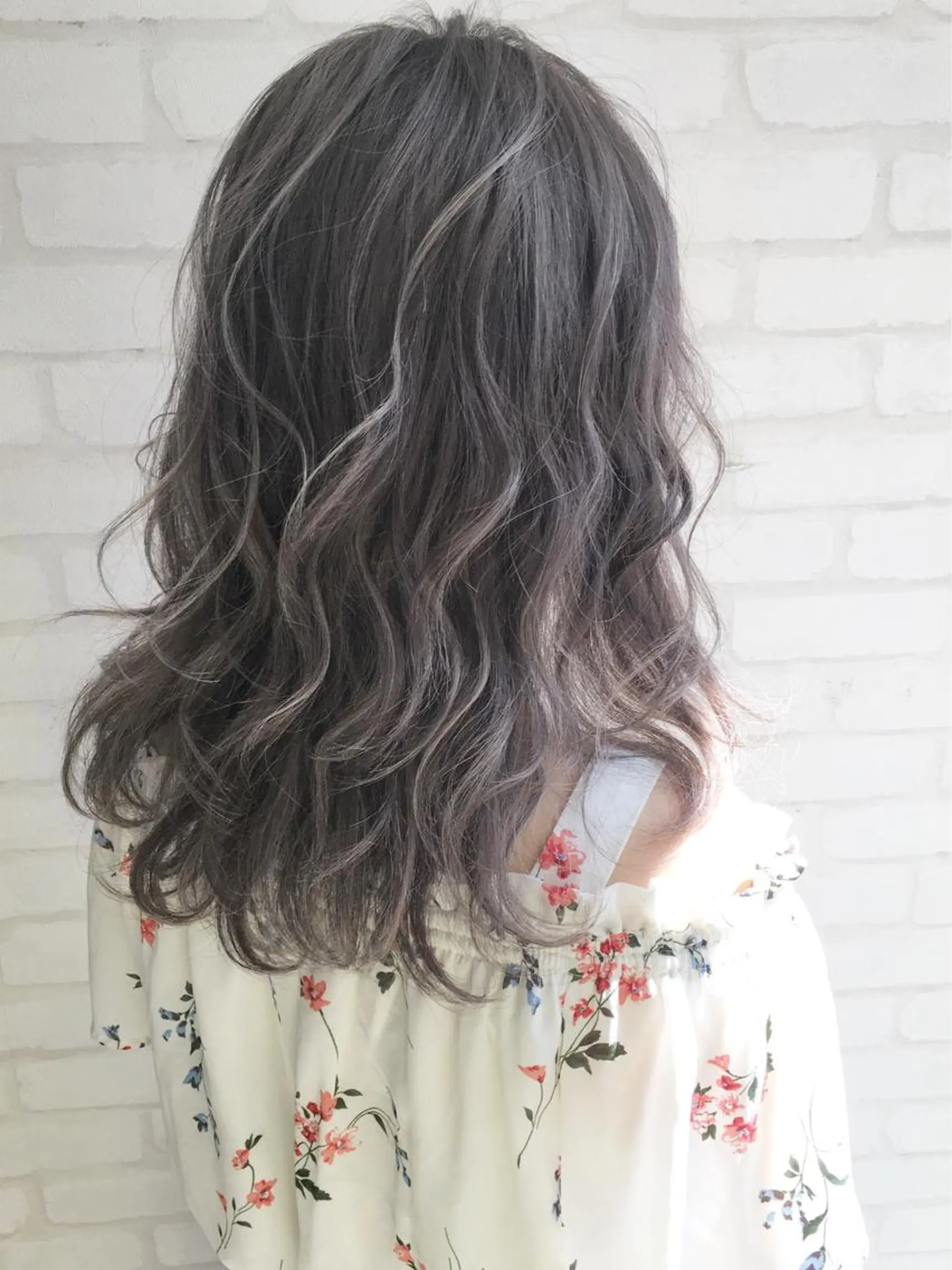 ミディアム カラー ヘアアレンジ エクステの神様 ▫️原島ユウヤ▫️のヘアスタイル