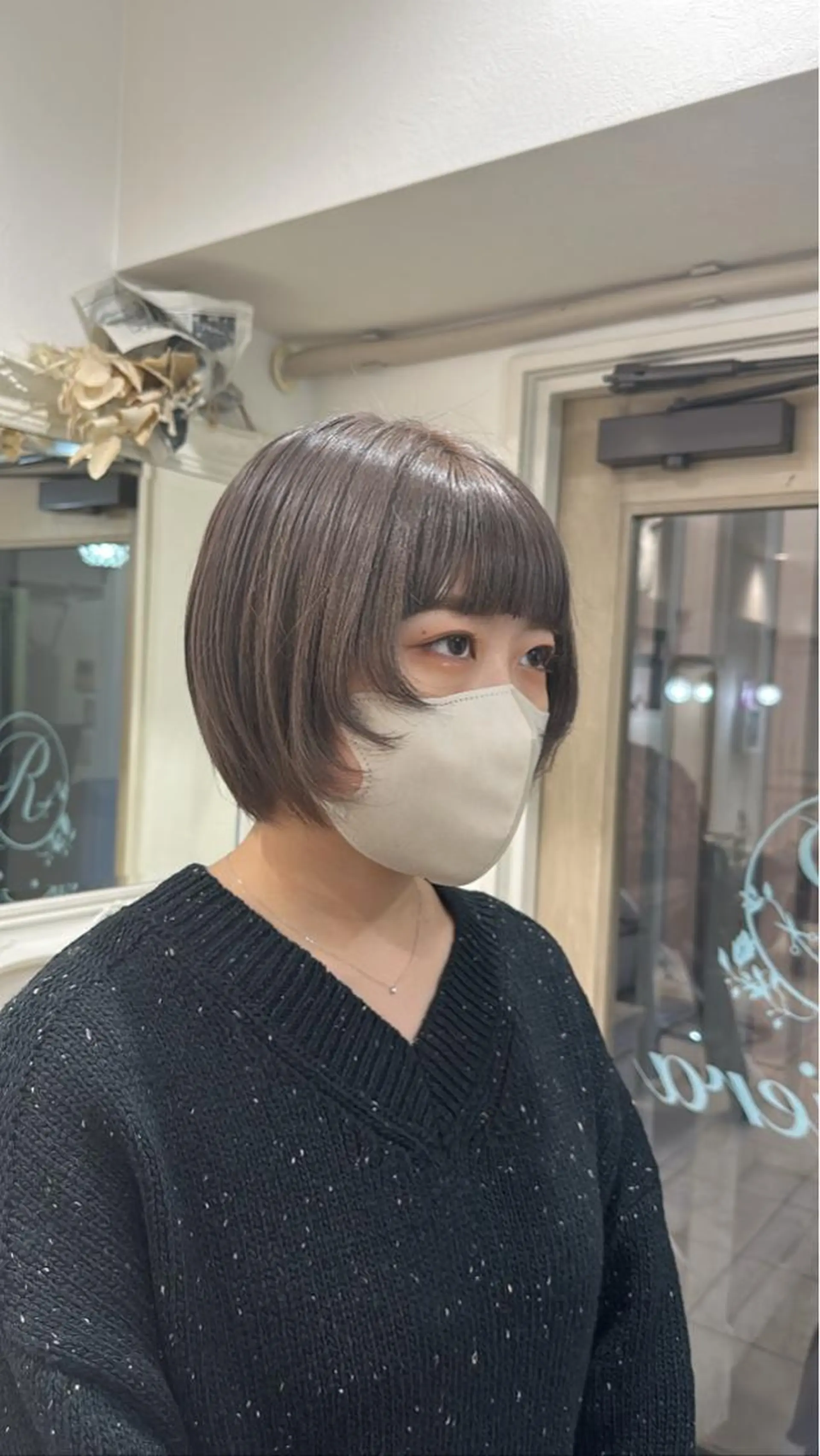 ショート cinq PROJECT所属・ミルクティーベージュ /三村克彦のヘアスタイル