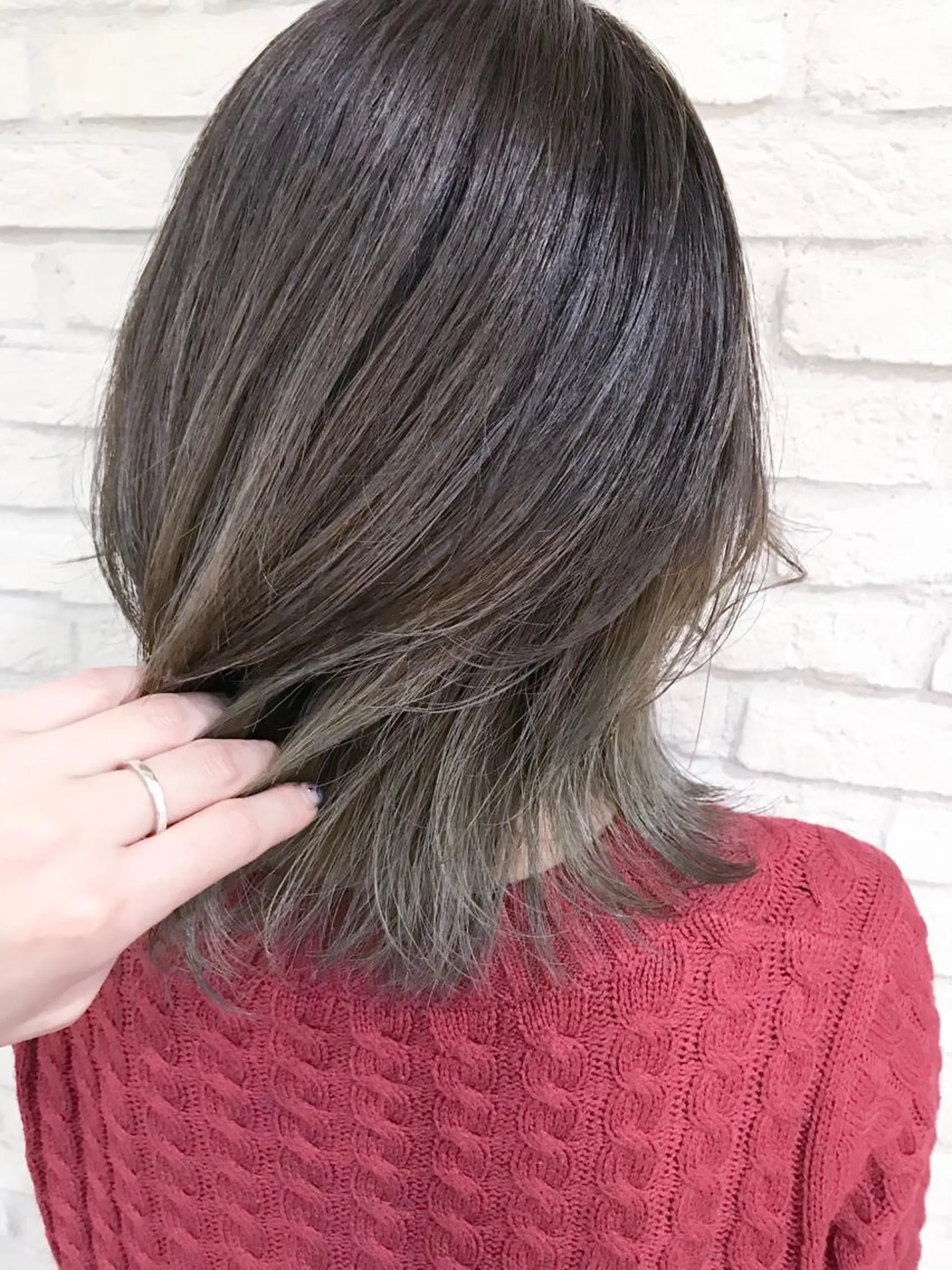 ミディアム カラー アッシュ ベージュカラー グラデーションカラー ハイライトカラー ハイライト 横浜🍒カット エクステ／RIEのヘアスタイル