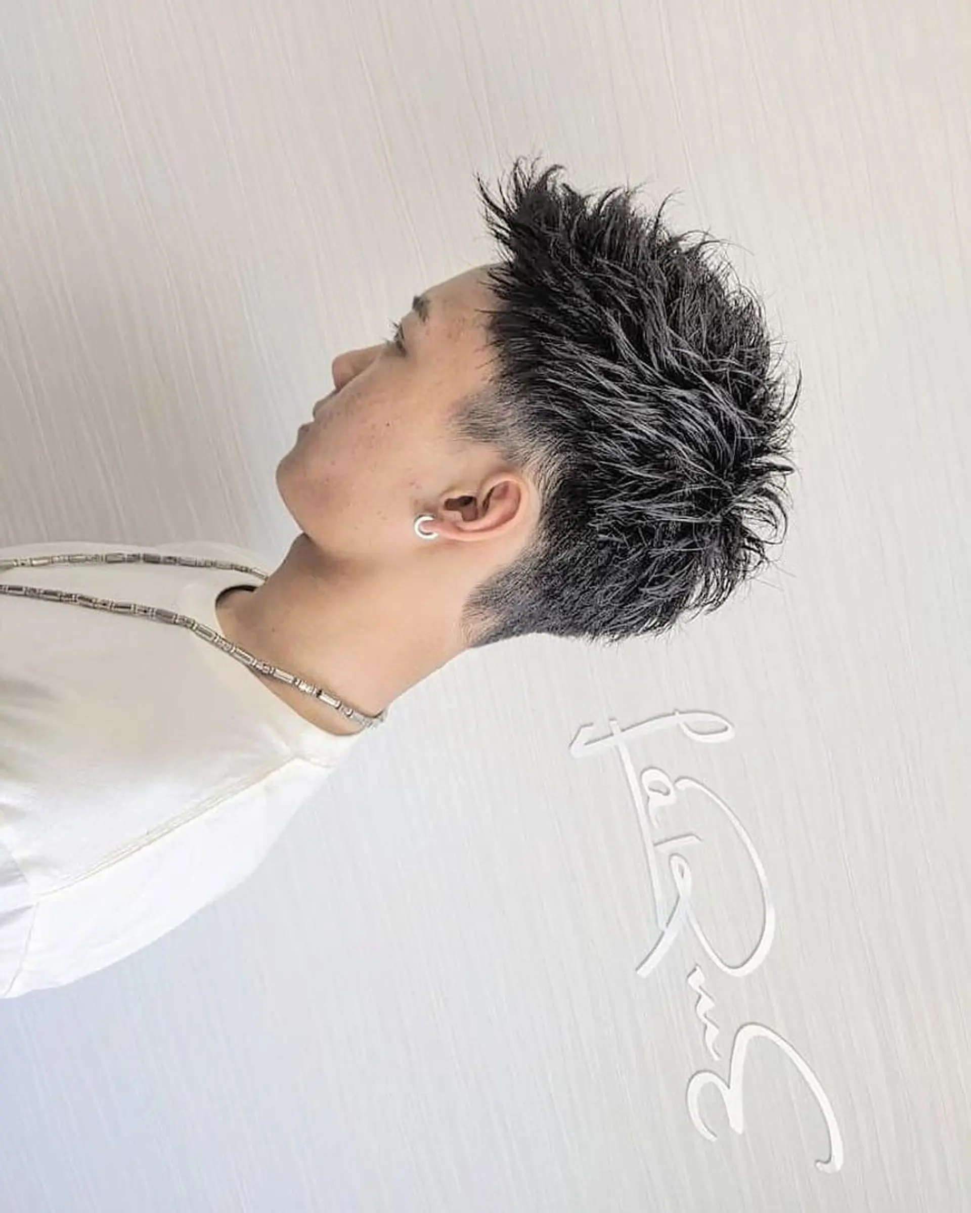 メンズ ショート LaRmE 代表　穂原大和のヘアスタイル