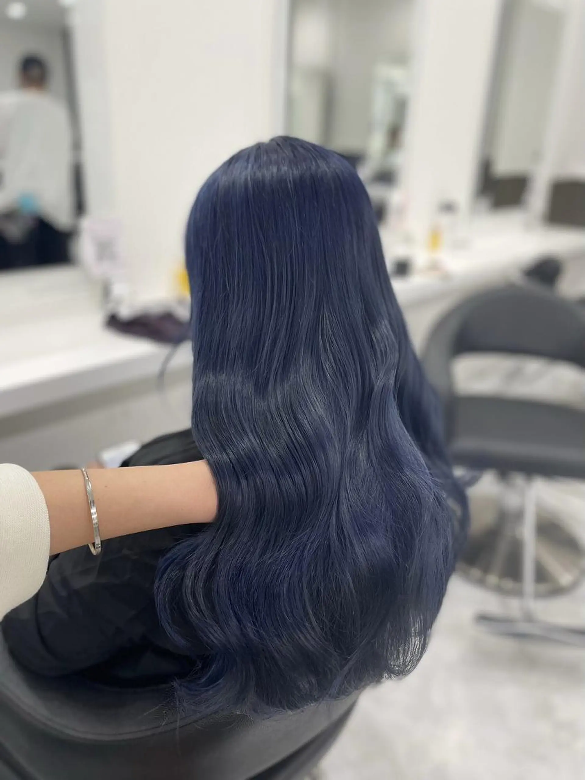カラー ロング ヘアカラー 💙ハイトーン韓国風 色白ヘア💙manaのヘアスタイル