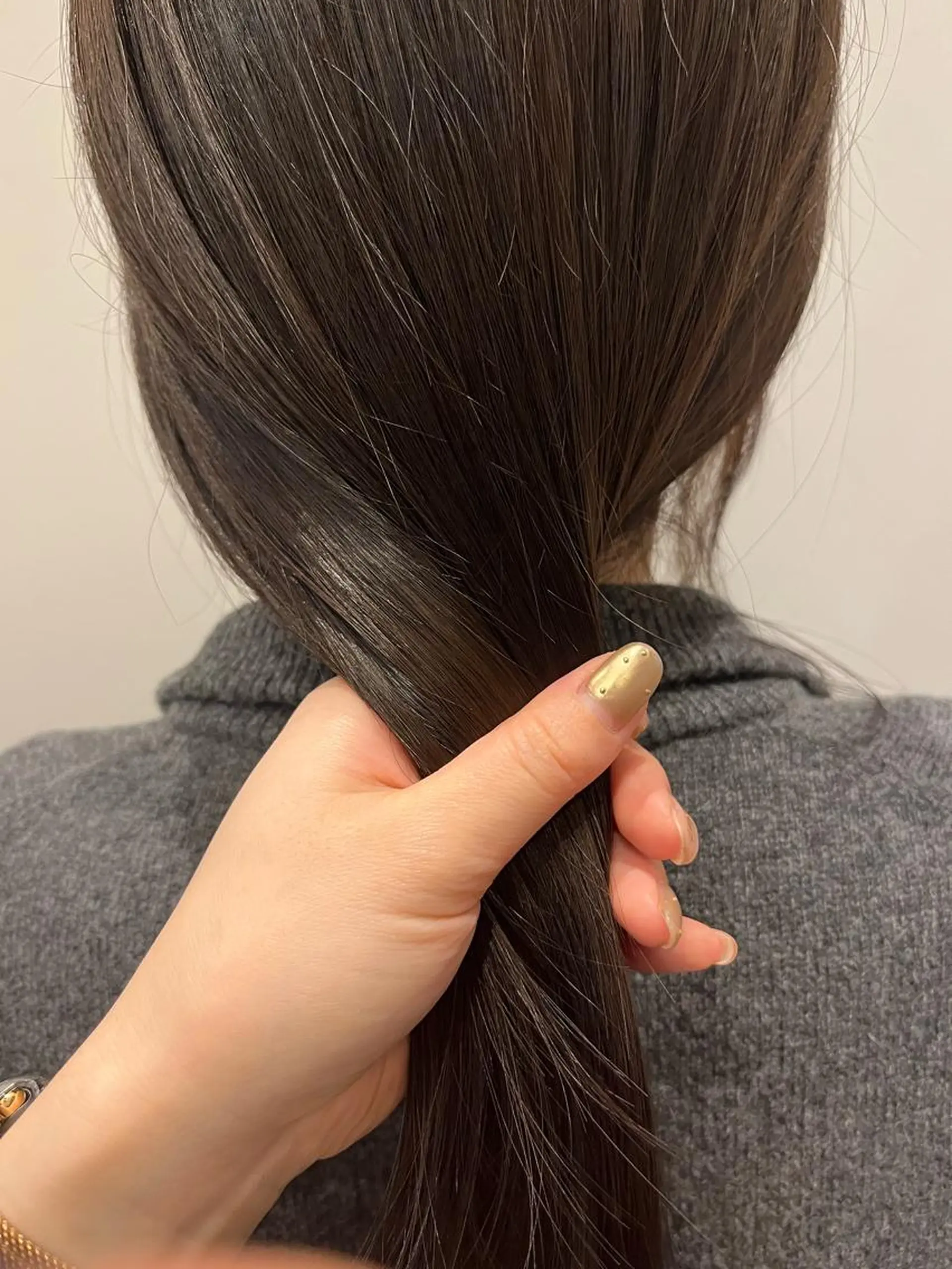 カラー グレージュ レイヤーカット🦢 sayaのヘアスタイル