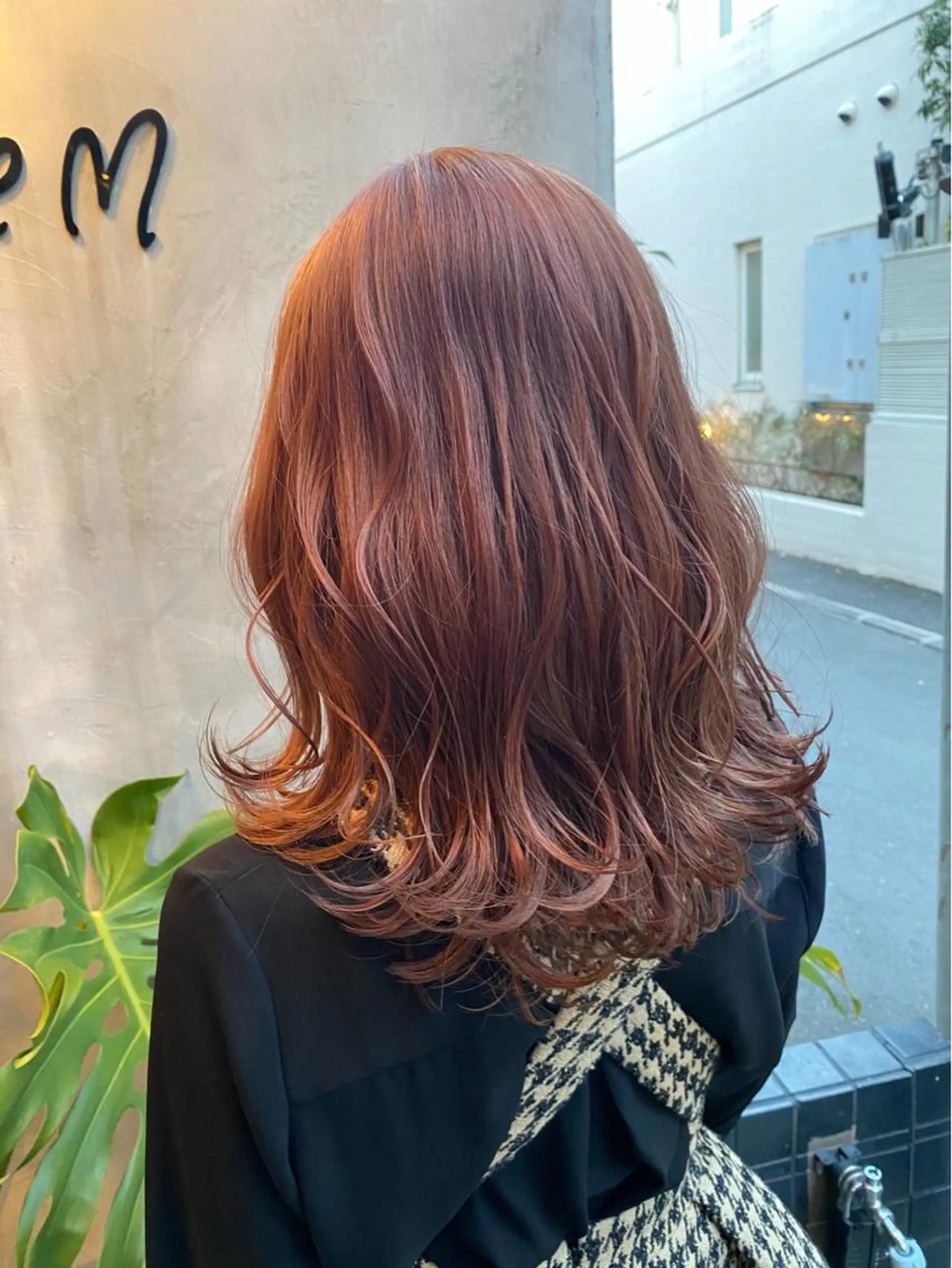 ミディアム 顔まわりカット✨艶髪 ✨髪質改善✨伴響佳のヘアスタイル