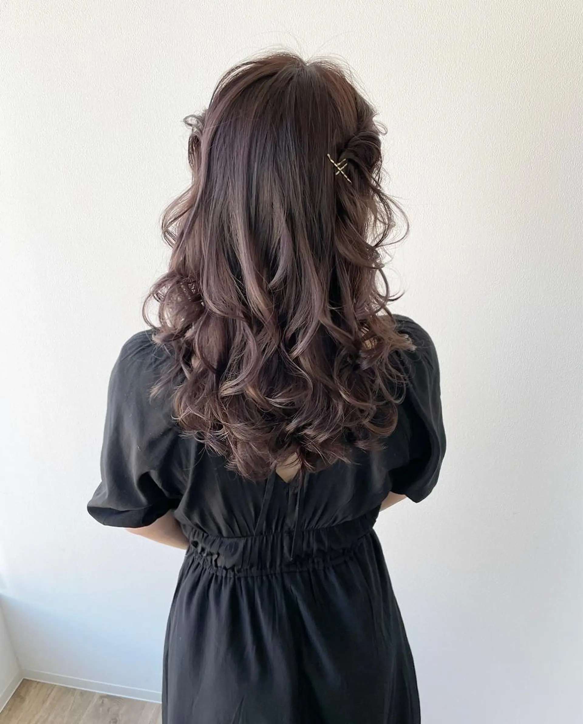 セミロング カラー ヘアアレンジ autre所属・大久保 ひでなりのヘアスタイル