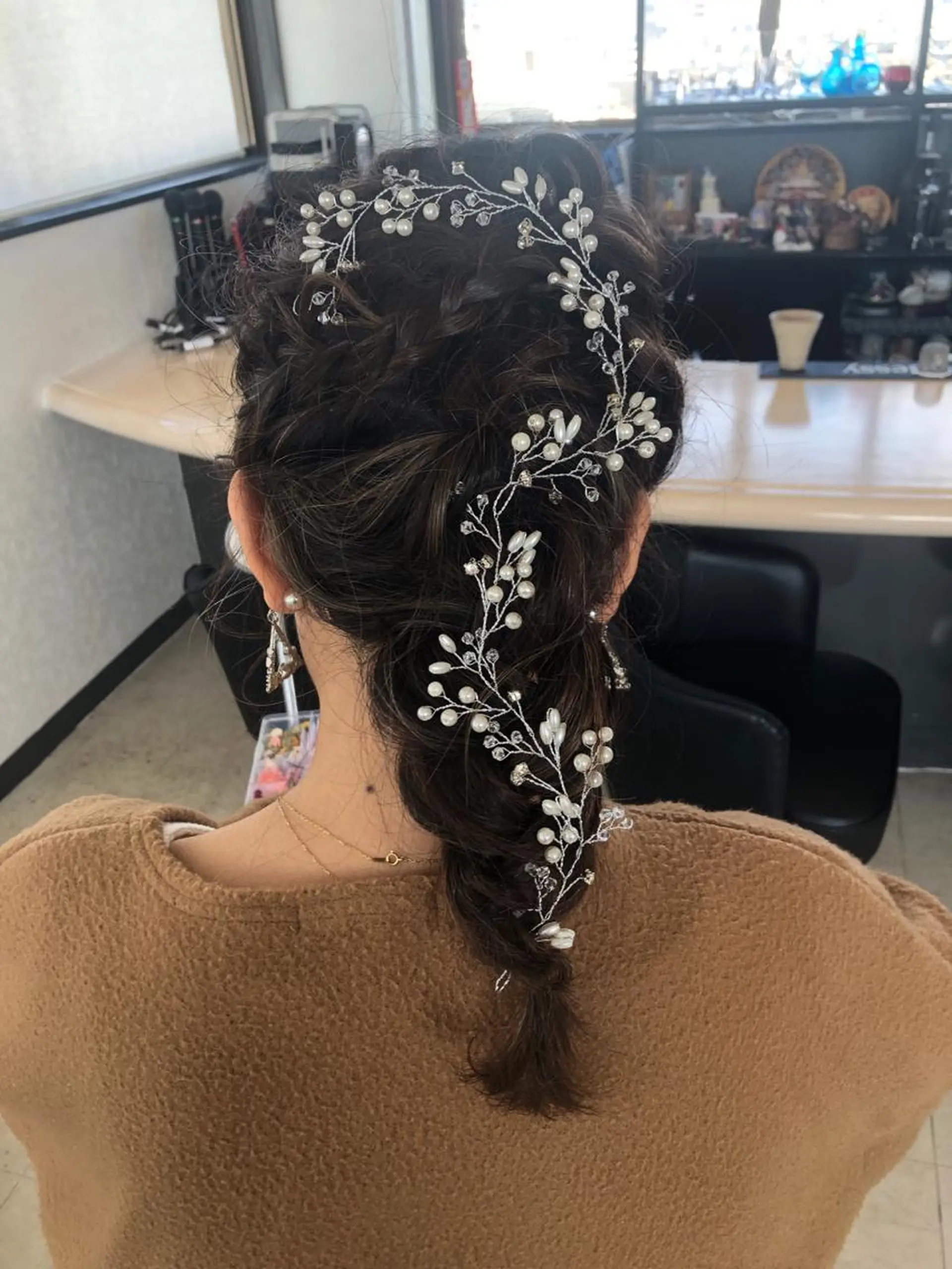 ロング カラー パーマ ヘアアレンジ メンズ キッズ ネイル マツエク・マツパ 銀河 ティンガーラのヘアスタイル