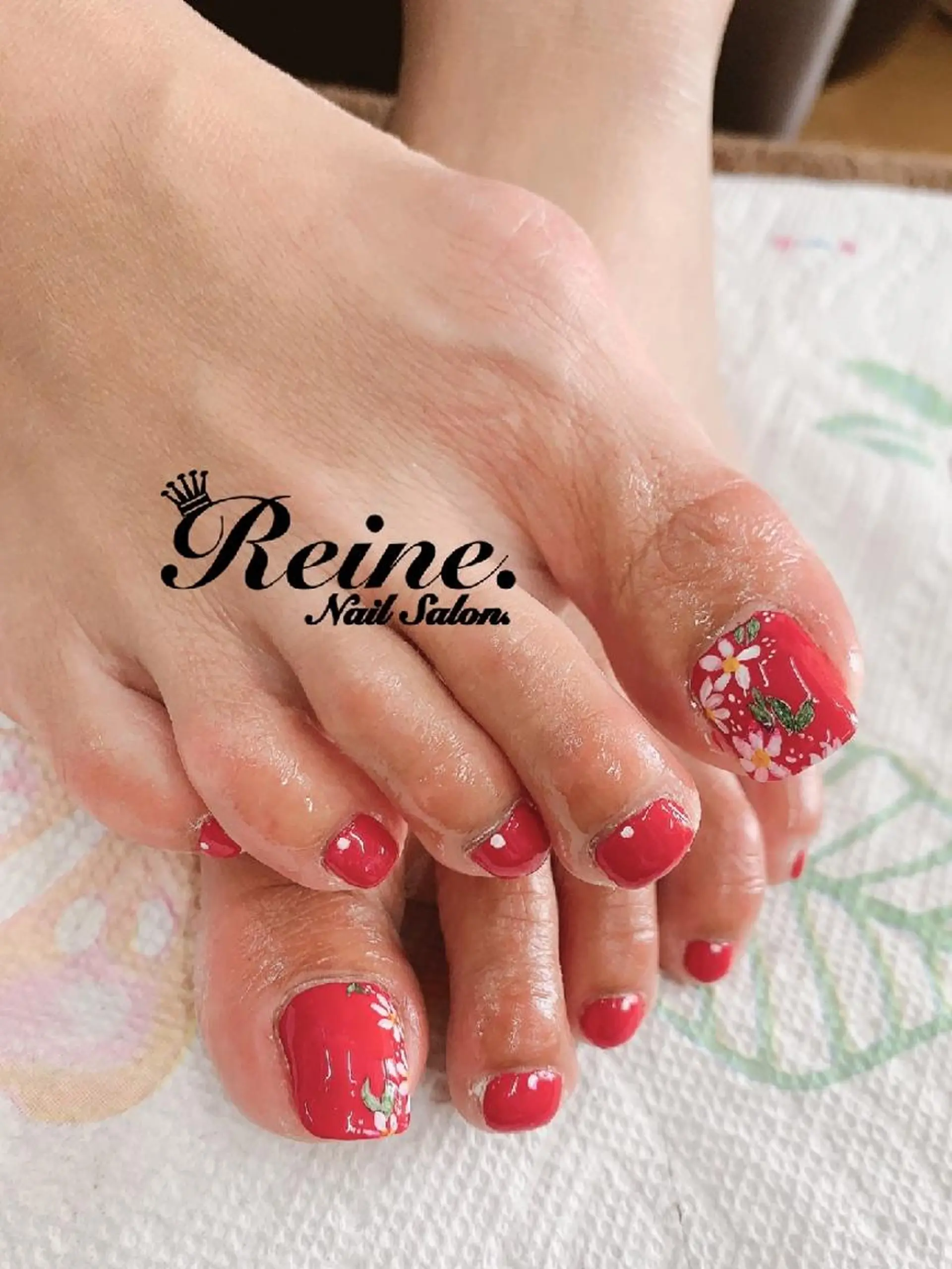 ネイル アートネイル フットネイル Nailsalon Reine所属・玉栄 伶奈のネイルデザイン