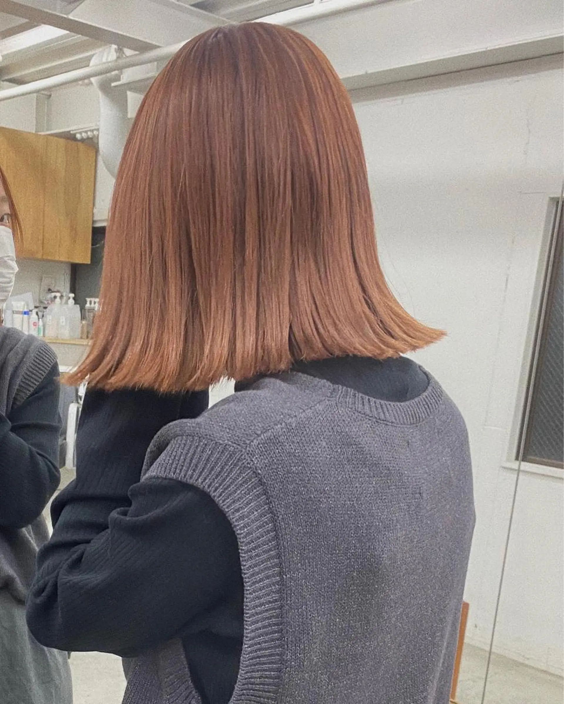 ミディアム カラー ヘアアレンジ ベージュカラー ブリーチ オレンジ オレンジベージュ 切りっぱなしロブ カット ヘアカラー トリートメント ヘアセット stand所属・ニュアンスヘア🌔 nanakoのヘアスタイル