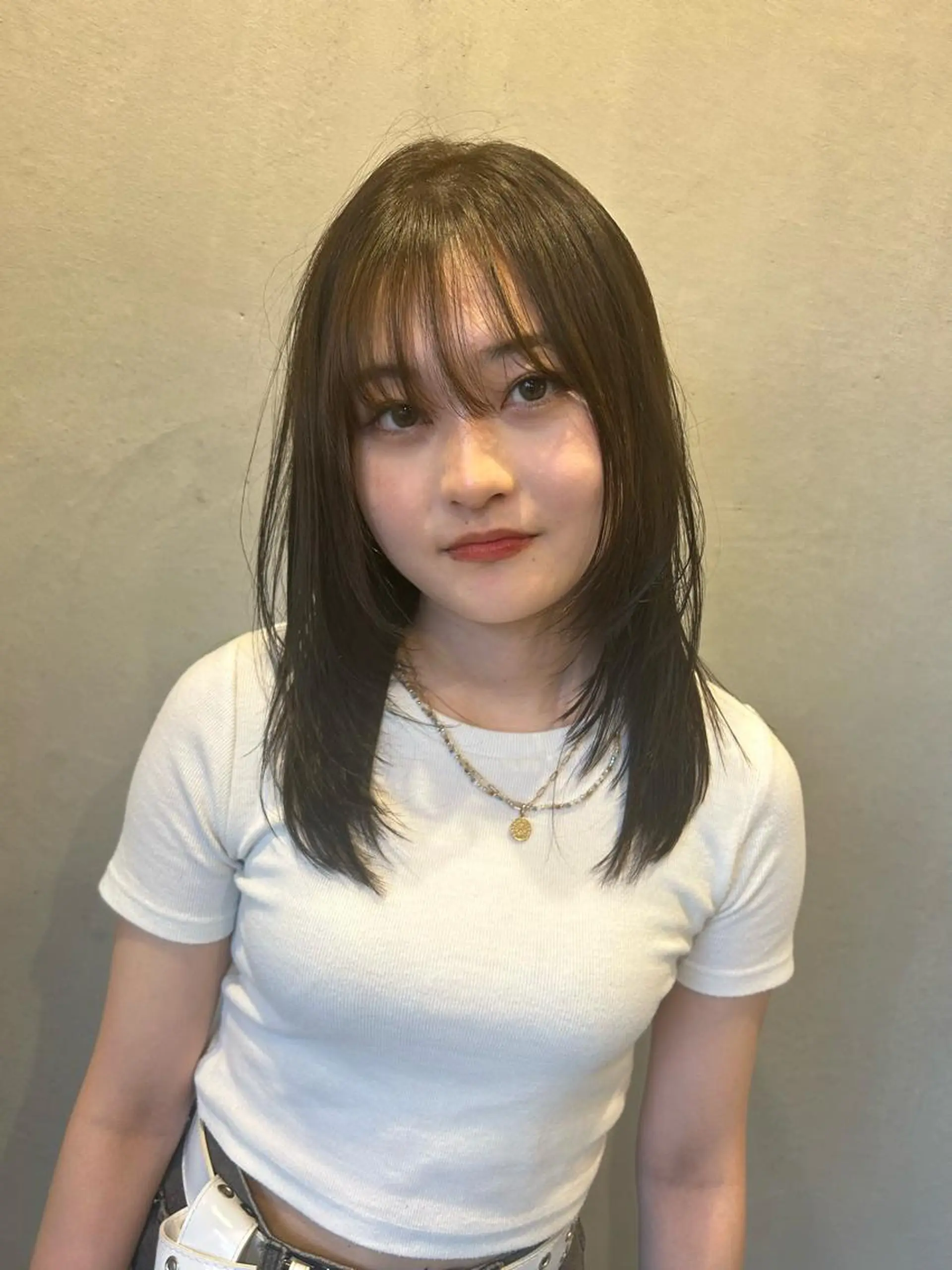 ミディアム ミディアムレイヤー レイヤーカット レイヤーカット/長岡 グレージュ/マユ🎀のヘアスタイル