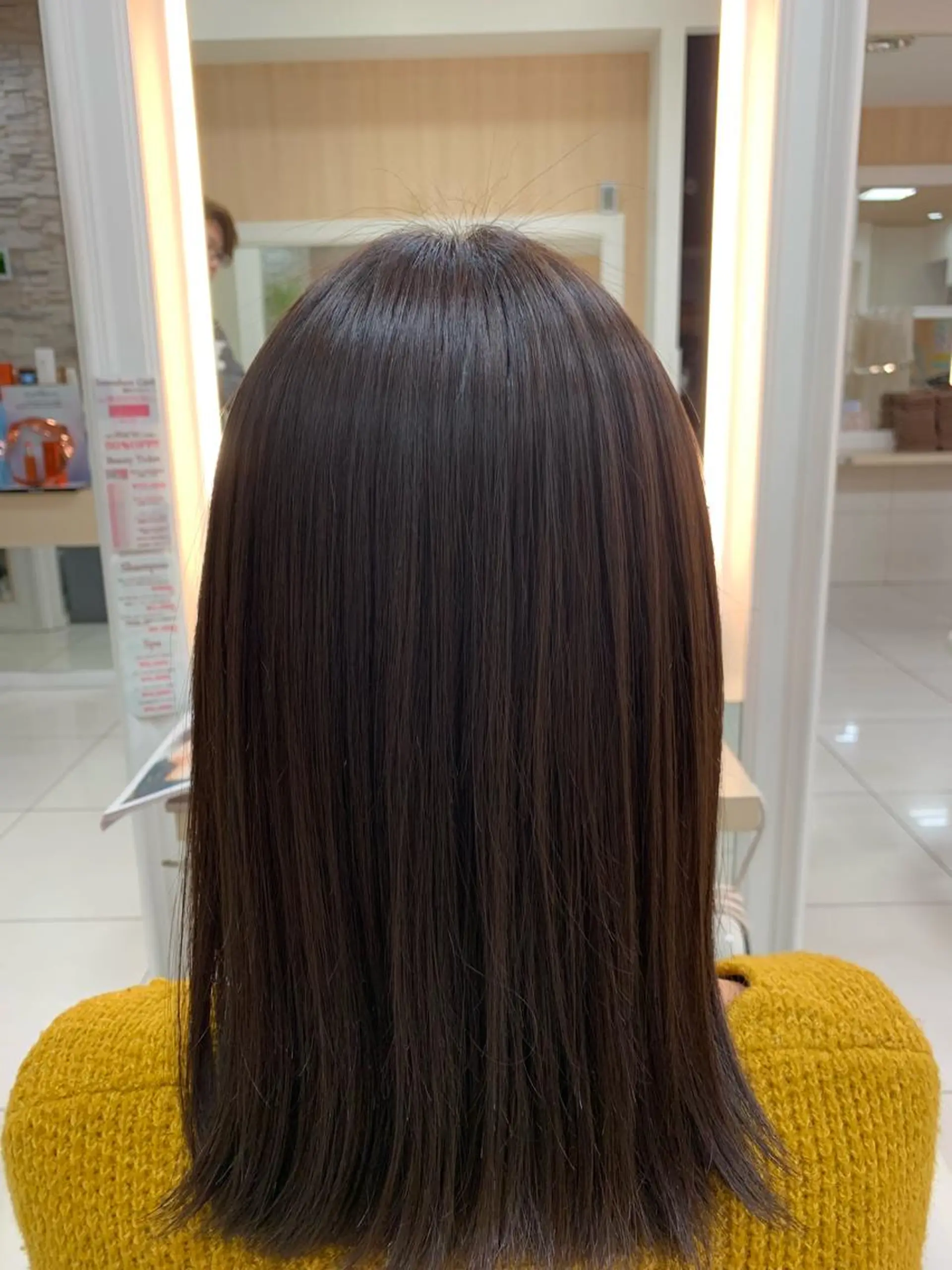 セミロング カラー ヘアカラー トリートメント ヘアセット 大澤 碧のヘアスタイル