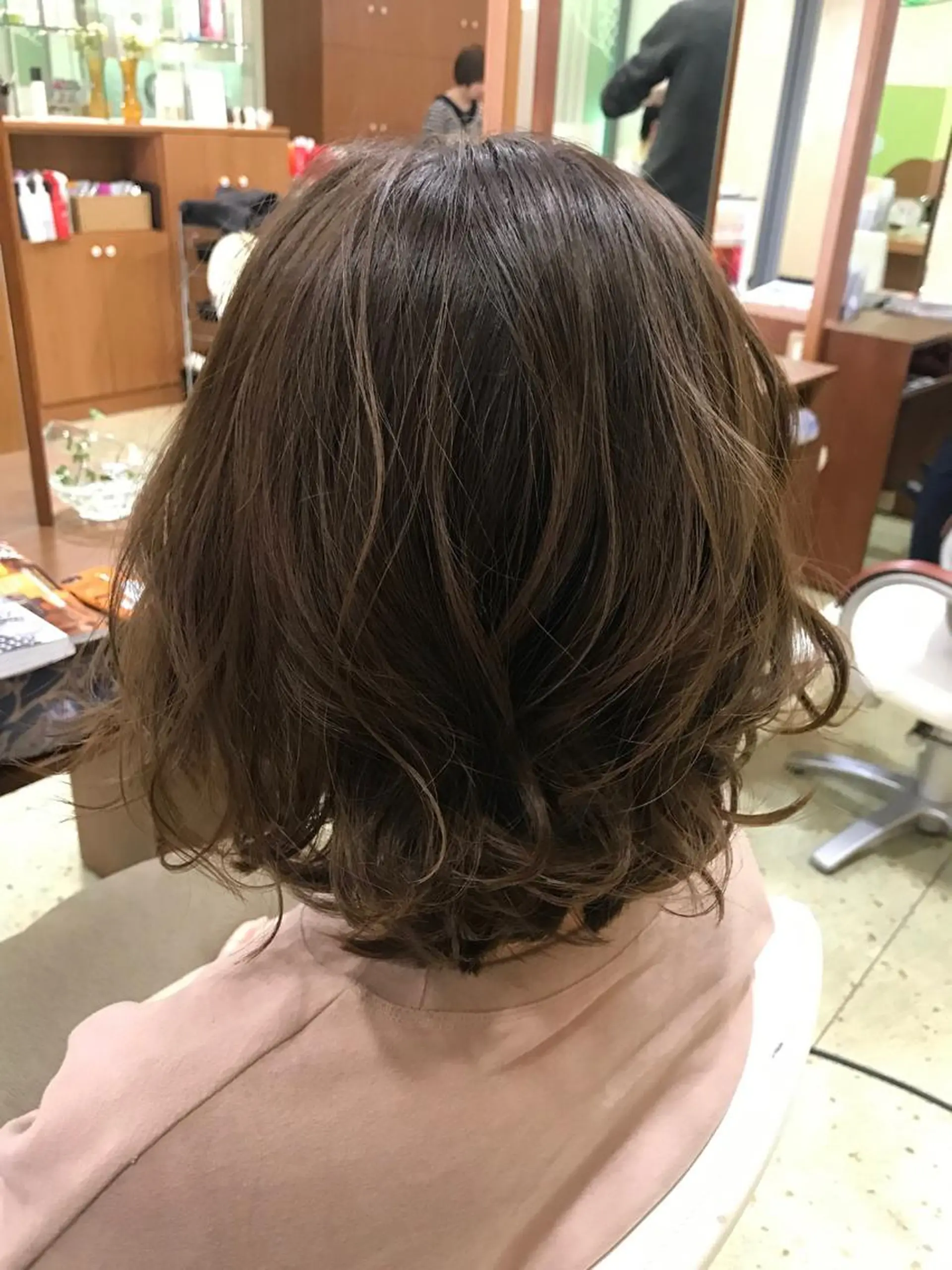 ミディアム カラー ベージュカラー デザインカラー ハイライトカラー ハイライト 藤原 克宏のヘアスタイル