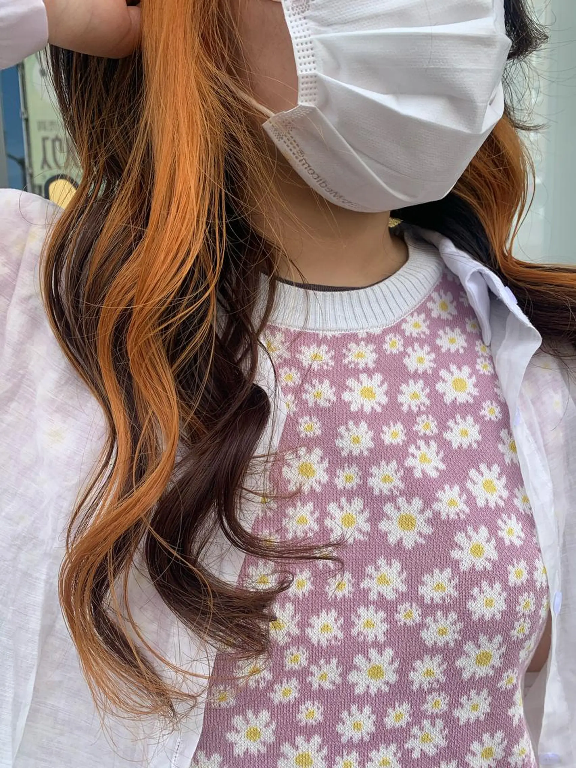 ロング カラー パーマ ヘアアレンジ メンズ キッズ ネイル マツエク・マツパ アイブロウ オレンジ カラーマツエク オレンジ 🤍韓国風/艶髪🤍 鳥越美羽のヘアスタイル