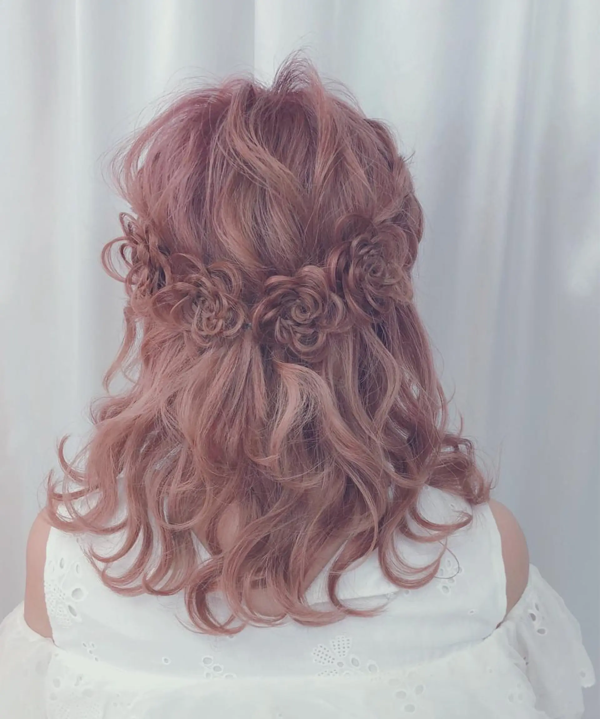 ミディアム アワ ダイキのヘアスタイル
