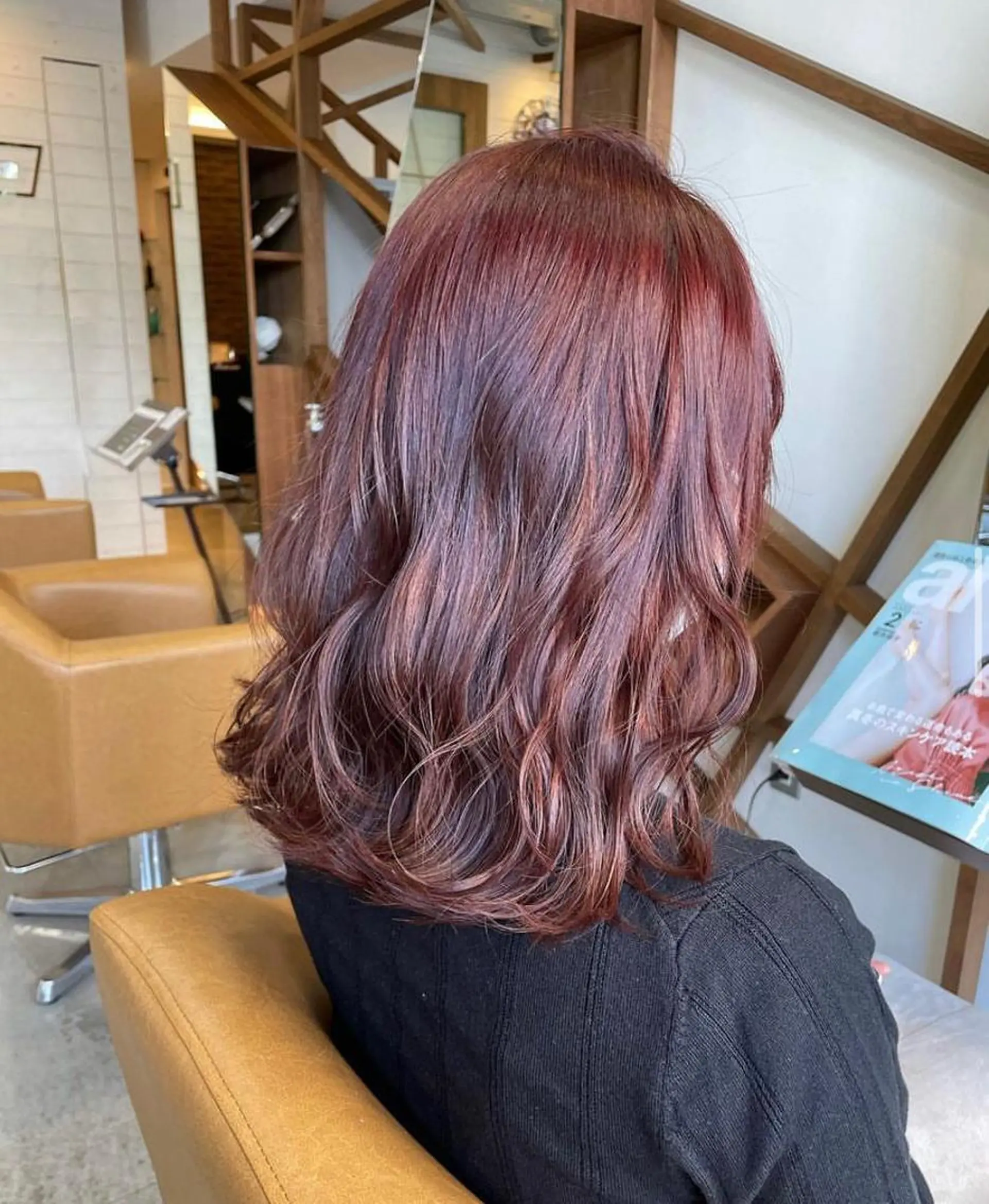 カラー 竹谷 奈津実のヘアスタイル