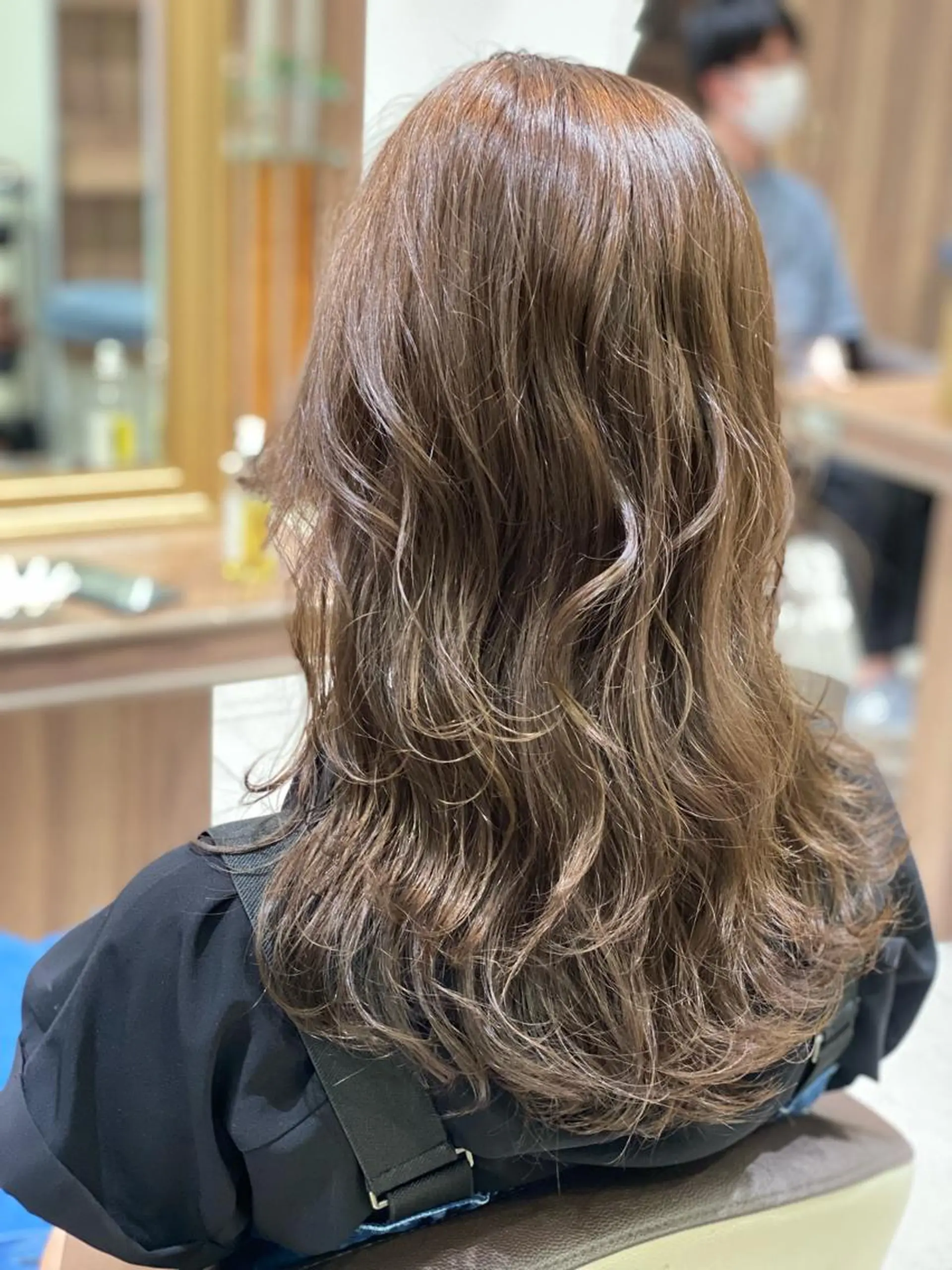 ロング カラー ベージュカラー カット ヘアカラー トリートメント 💎大人ハイライト 💎上杉一也💎のヘアスタイル