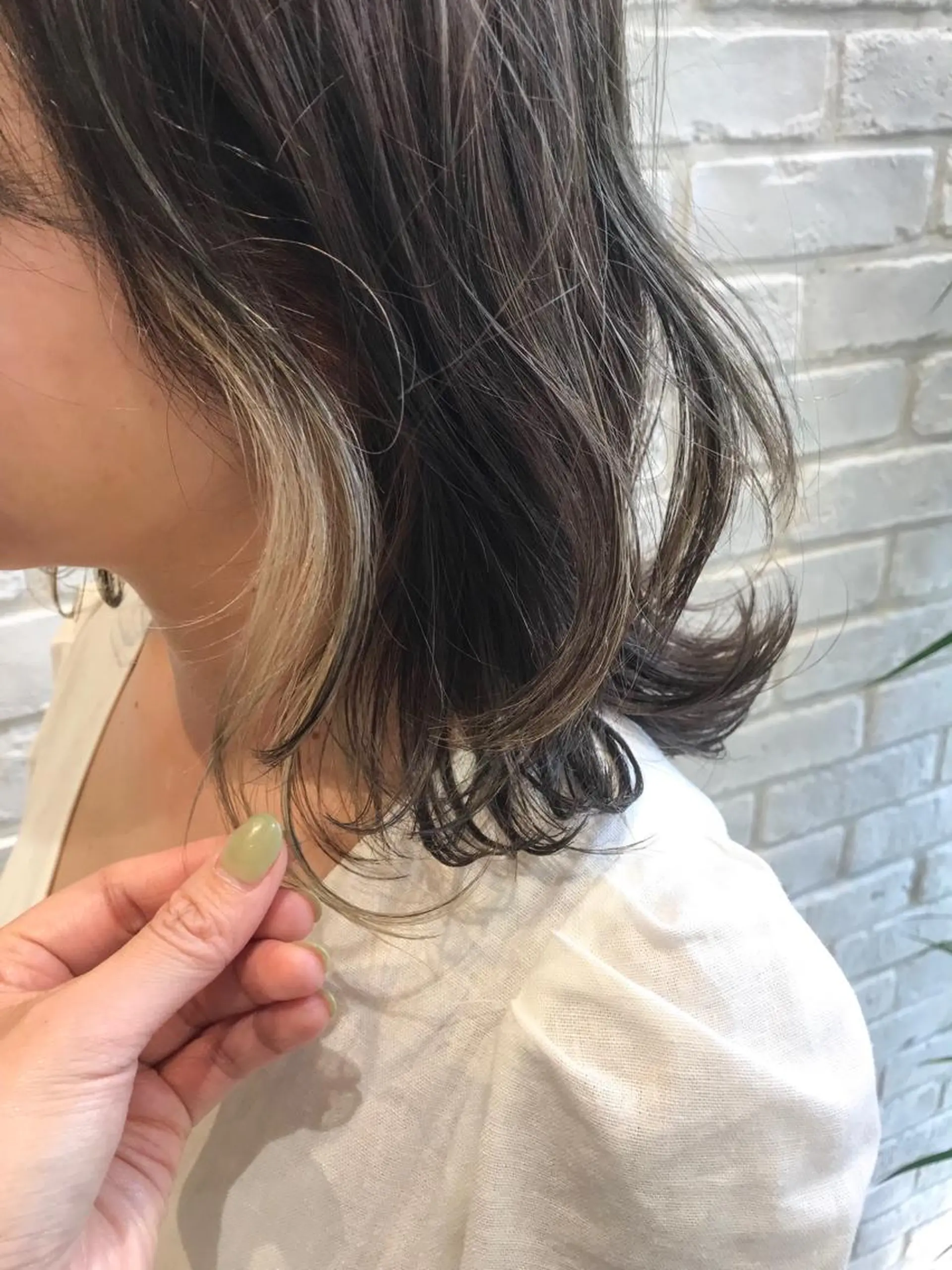ミディアム カラー 小野 かなこのヘアスタイル