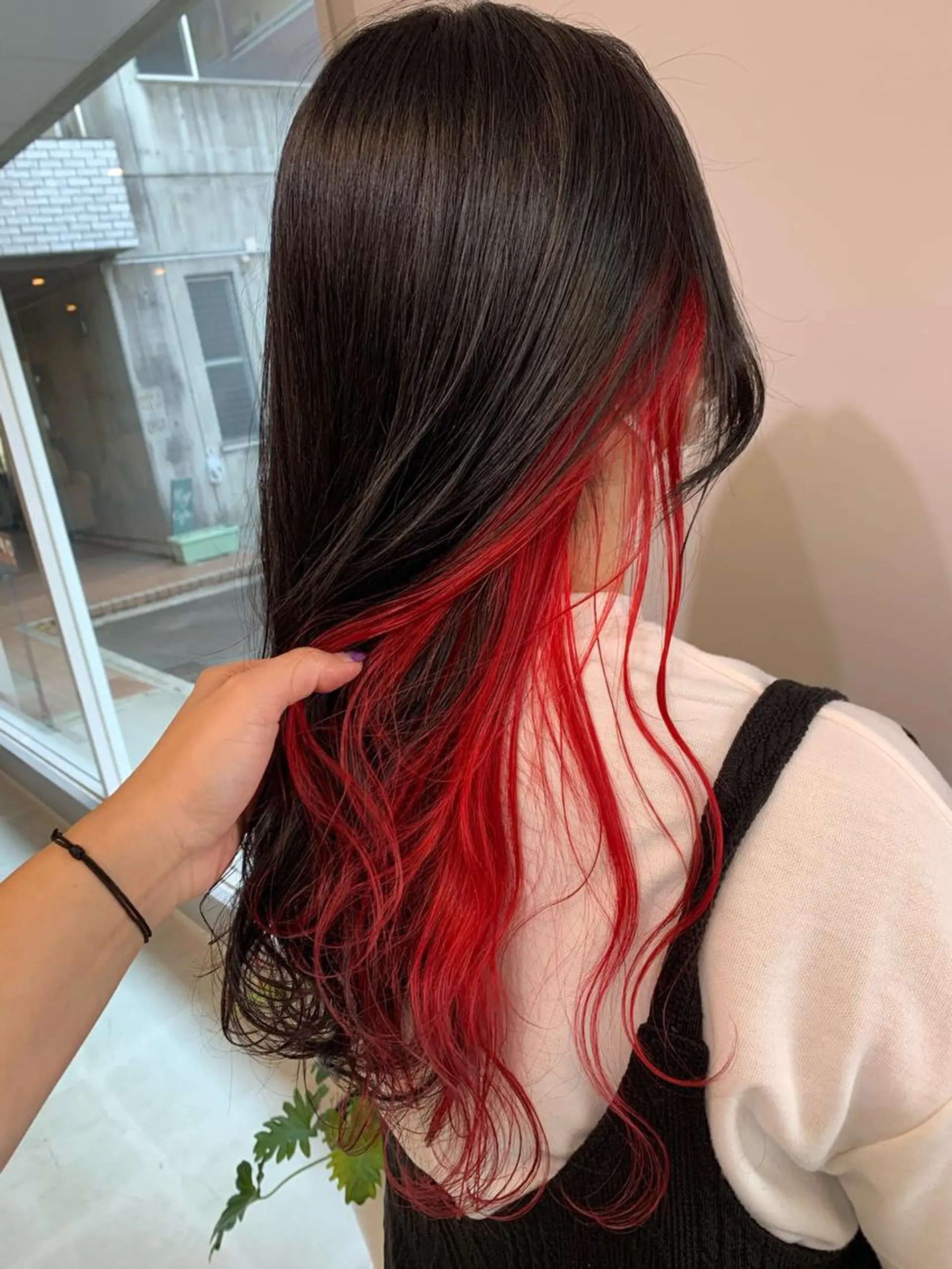 ロング カラー インナーカラー レッドカラー ヘアカラー theF___ yukoのヘアスタイル