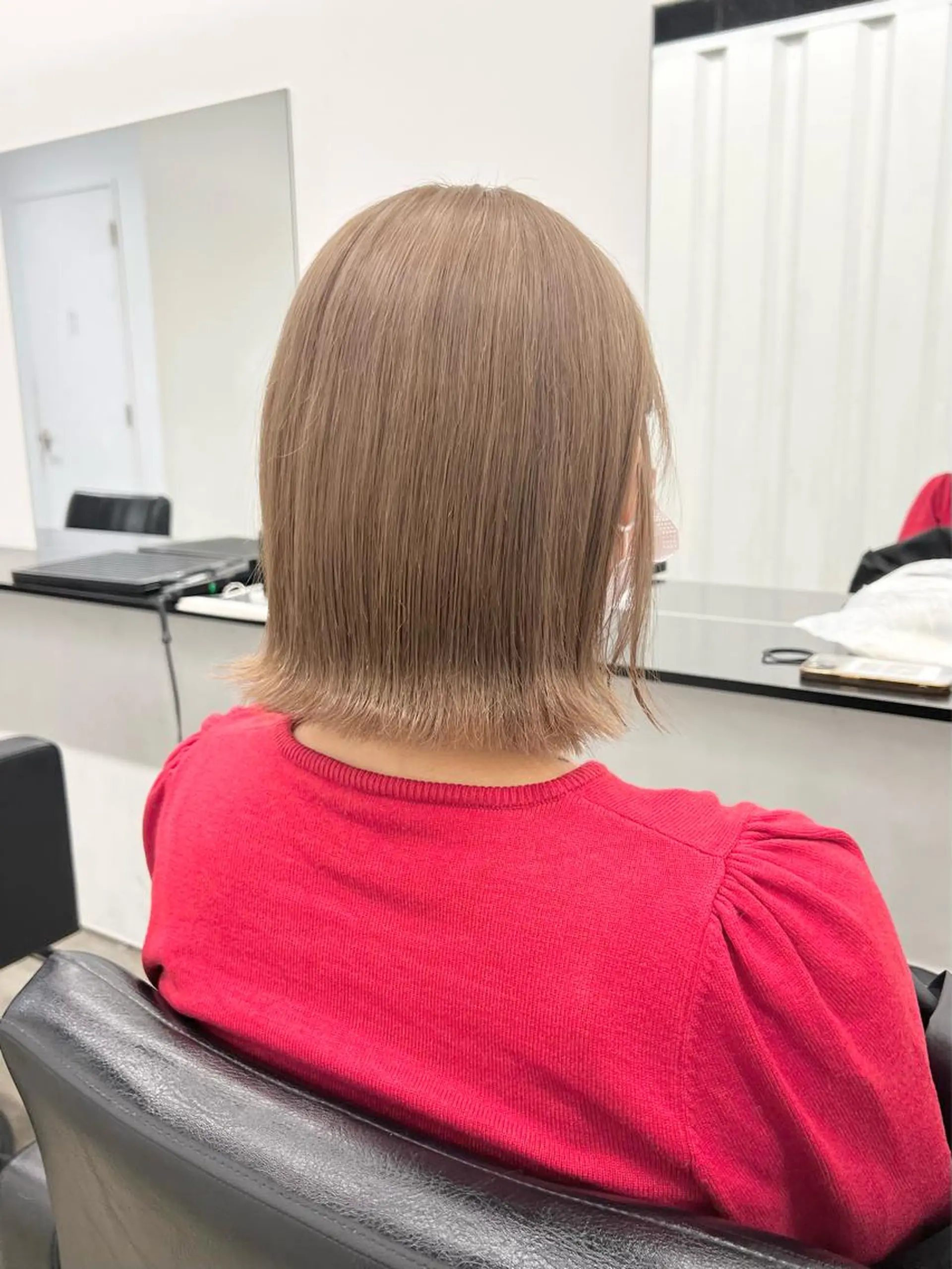 ショート カラー ヘアアレンジ 切りっぱなしボブ ショートボブ ベージュカラー ブリーチ ケアブリーチ カット ヘアカラー トリートメント HARU//原宿🤍 リピート率NO.1のヘアスタイル