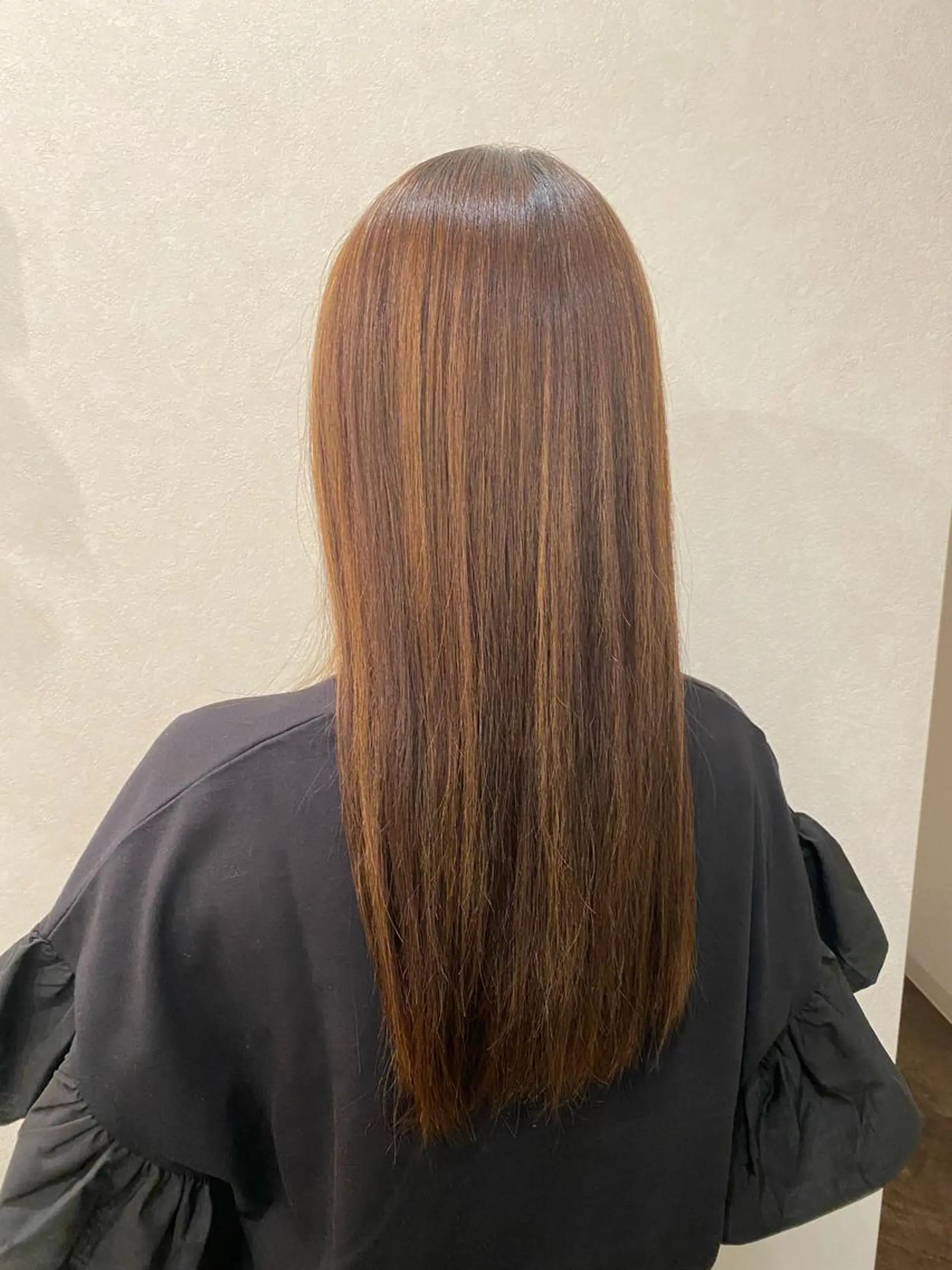 ロング 縮毛矯正 岡田 真弥のヘアスタイル