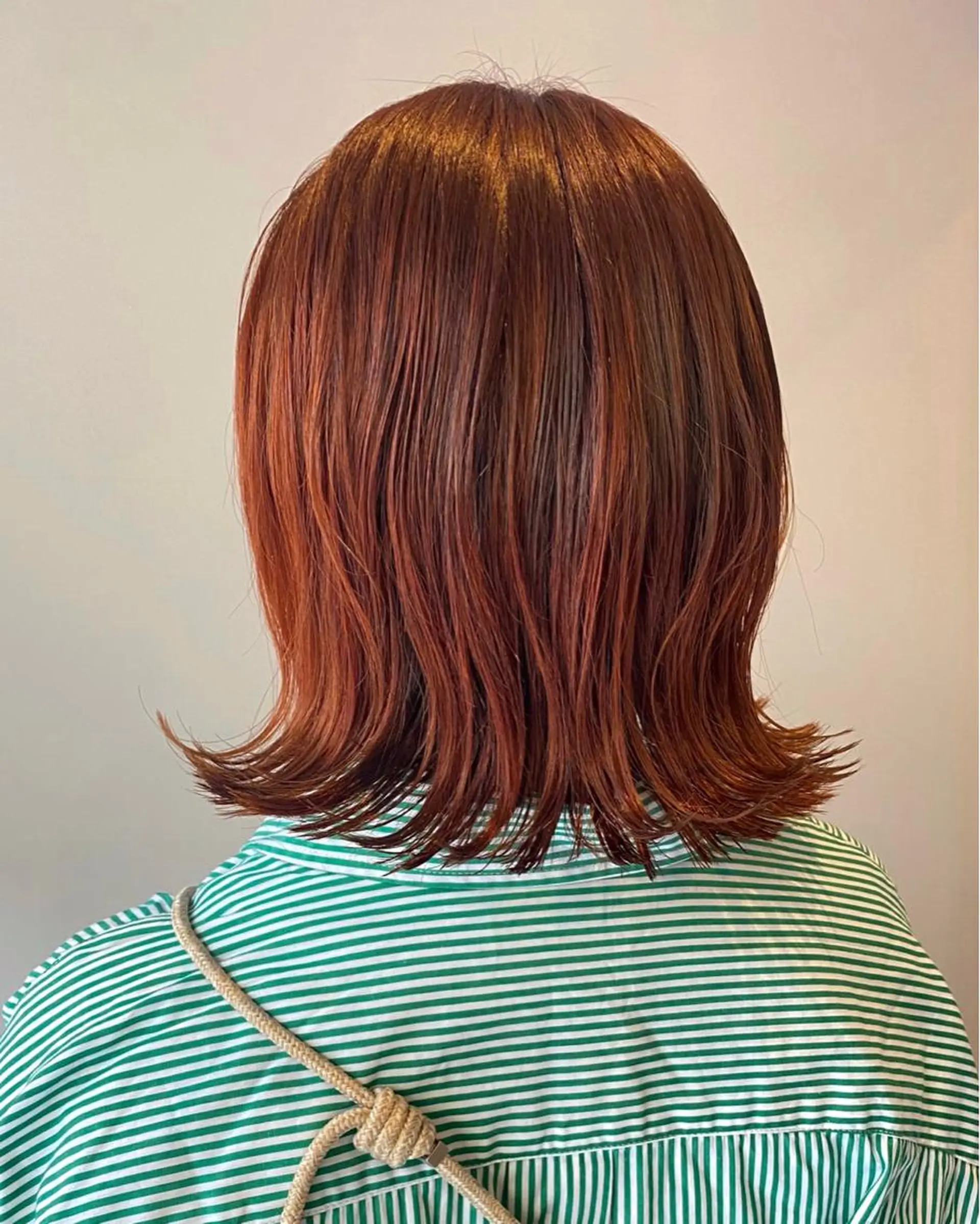 ミディアム カット ヘアカラー shiga mariaのヘアスタイル