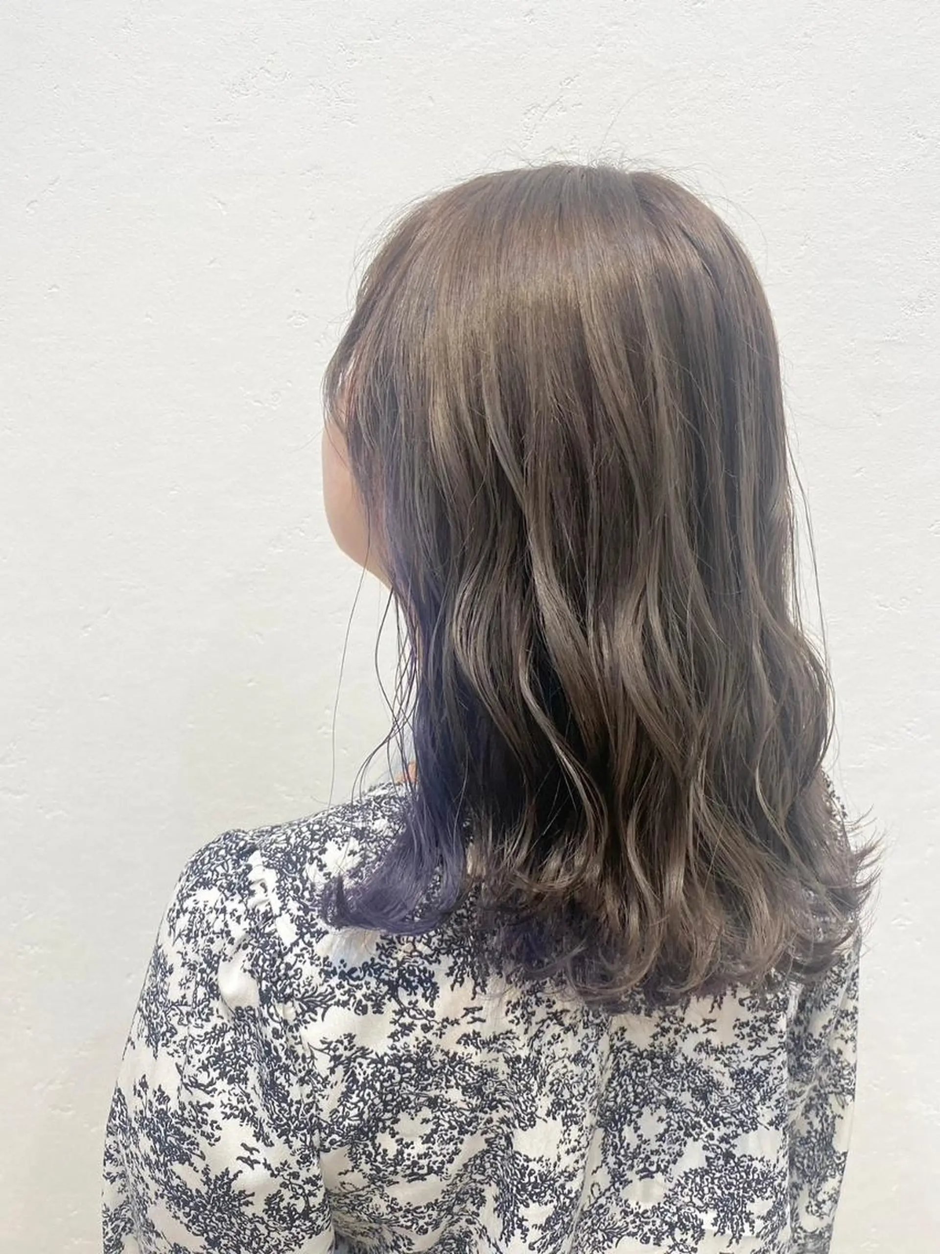 ロング カラー バレイヤージュ ブリーチ ケアブリーチ ダブルカラー グレージュ カット ヘアカラー N° aria 三軒茶屋のヘアスタイル