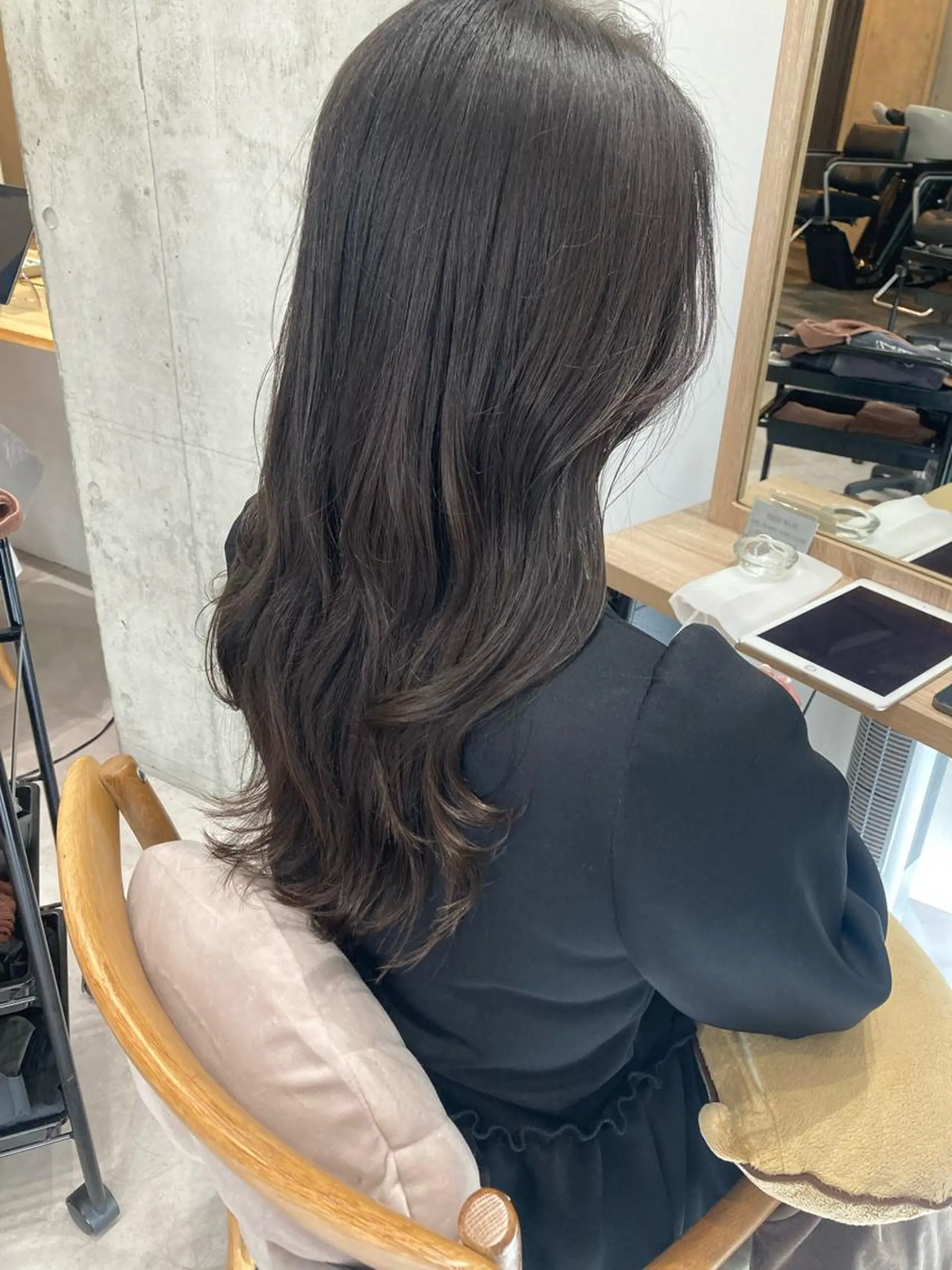 ロング ヘアカラー トリートメント ✨色持ちの良い艶 カラー✨蟹江真世のヘアスタイル
