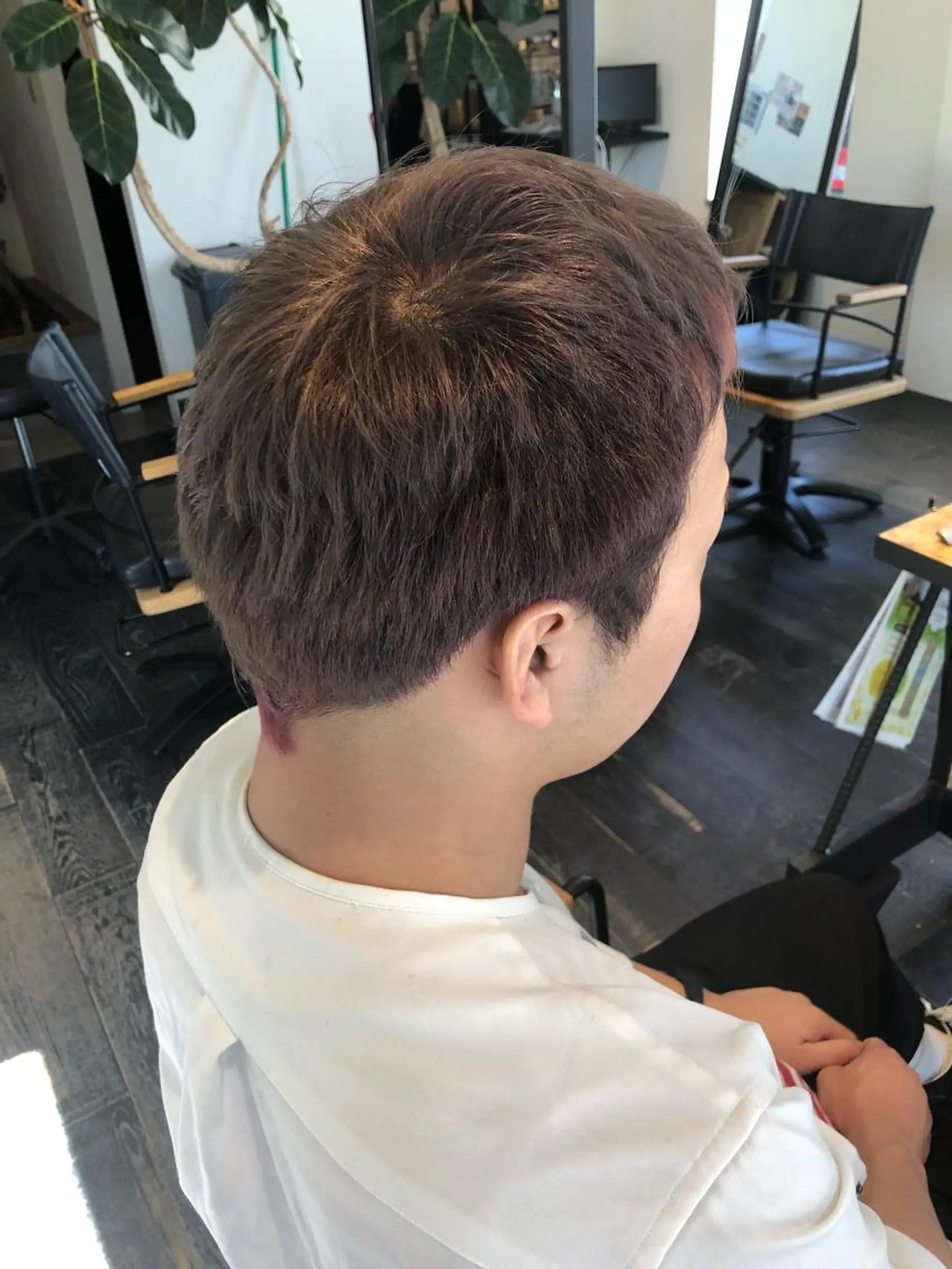 ショート カラー メンズ バイオレットカラー DEEokazaki kobayashiのヘアスタイル