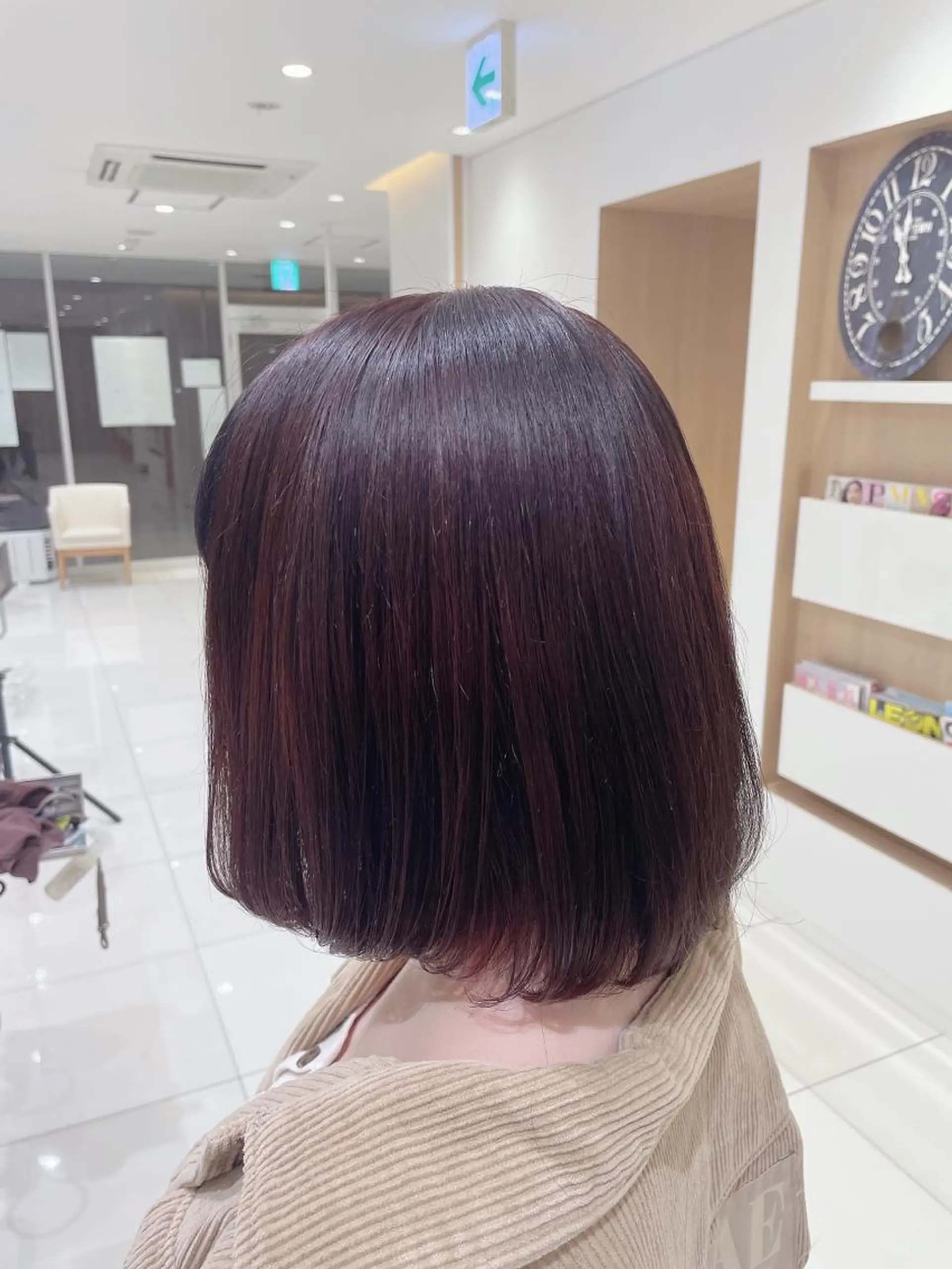 ショート カラー 透明感カラー ご新規様限定クーポン あります　桂口　烈闘のヘアスタイル