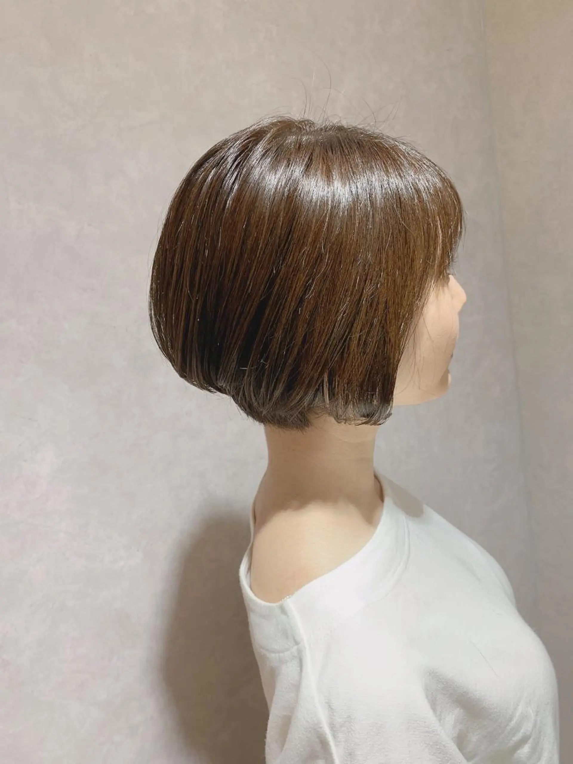 ショート カラー 當間 大知のヘアスタイル