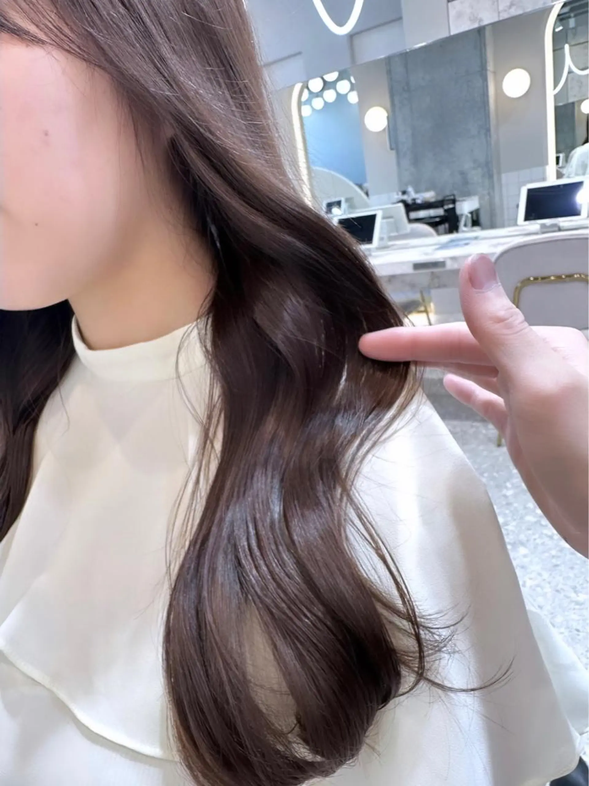 ミディアム カラー ヘアカラー トリートメント ヘッドスパ 髪質改善サロン Sea shinjuku 新宿南口【シー シンジュク】所属・髪質改善/韓国ヘア レイヤー/新宿/ロミのヘアスタイル