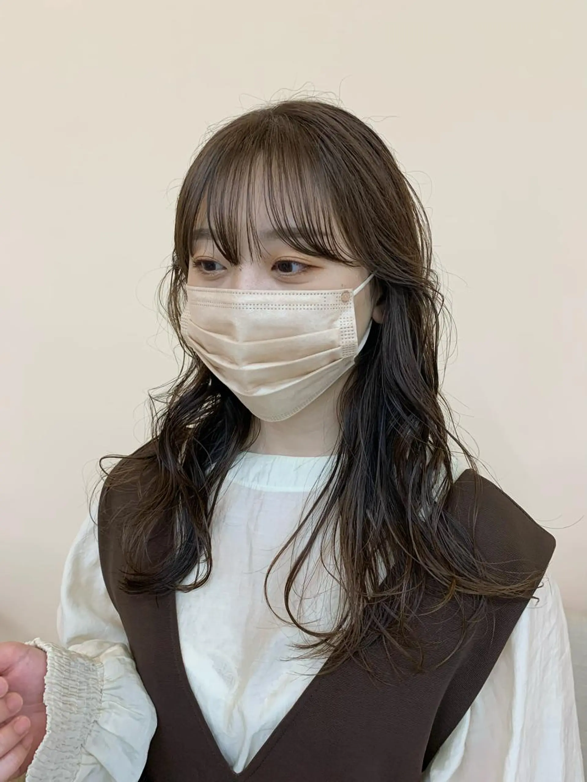 ロング カラー Vibe所属・hanami パーマ/透明感カラーのヘアスタイル