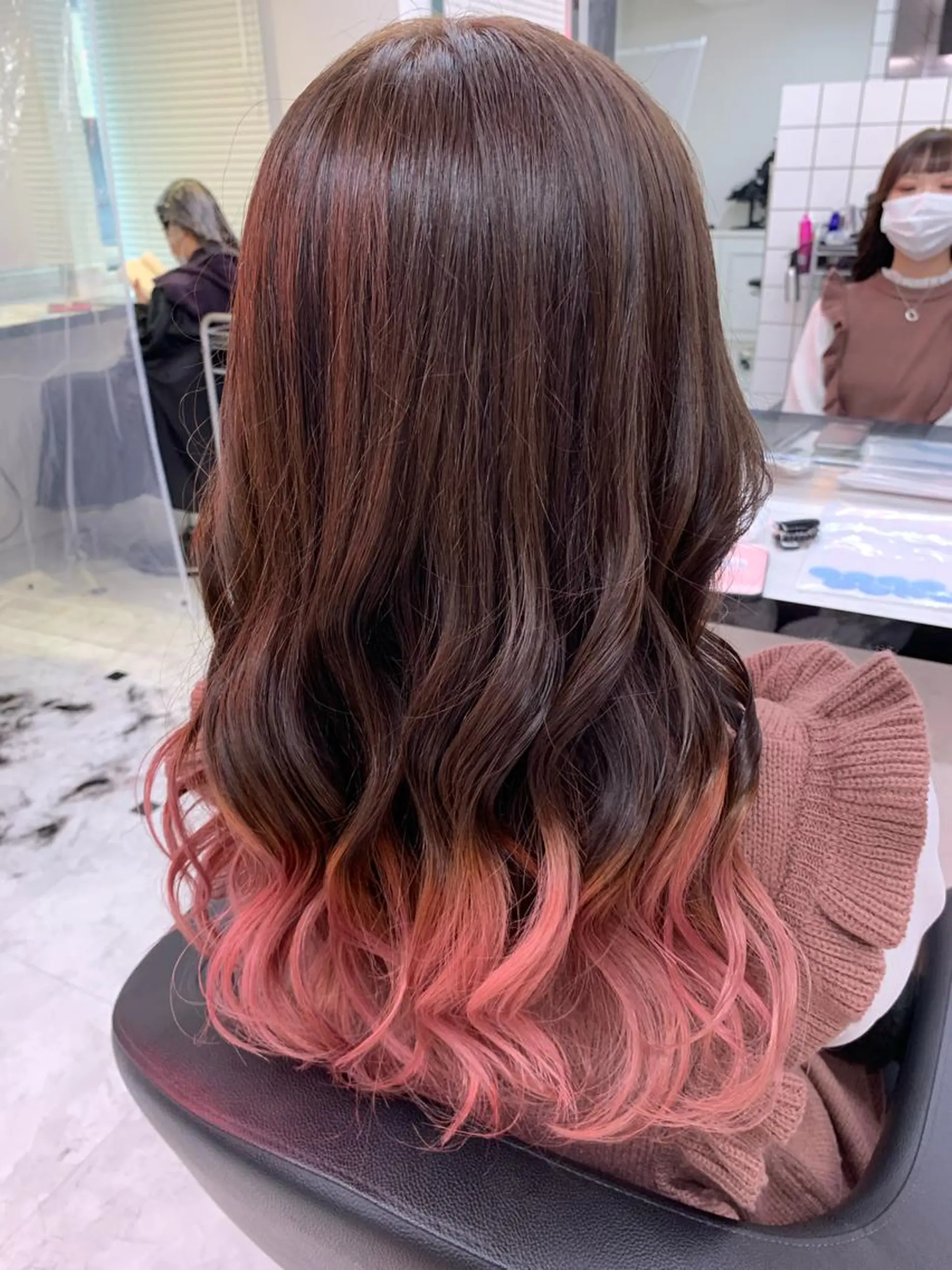 セミロング カラー ヘアアレンジ 💕上野美容師☁ ブリーチ💖サワのヘアスタイル