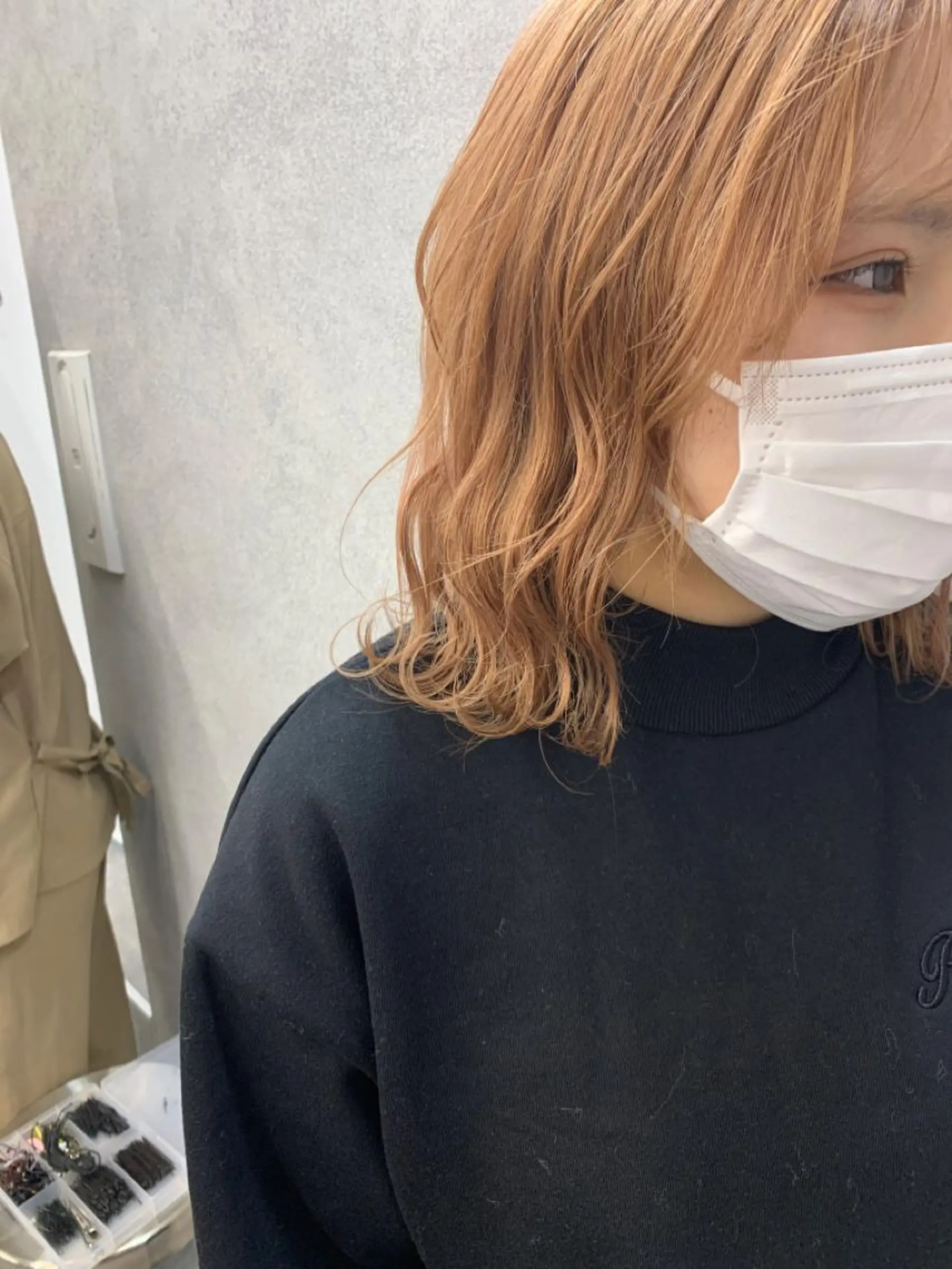 ミディアム カラー ヘアアレンジ ショートボブ ミディアムパーマ バレイヤージュ ブリーチ ケアブリーチ ヘアカラー 🌈難波🌈ベージュ カラー【ヒロム】のヘアスタイル
