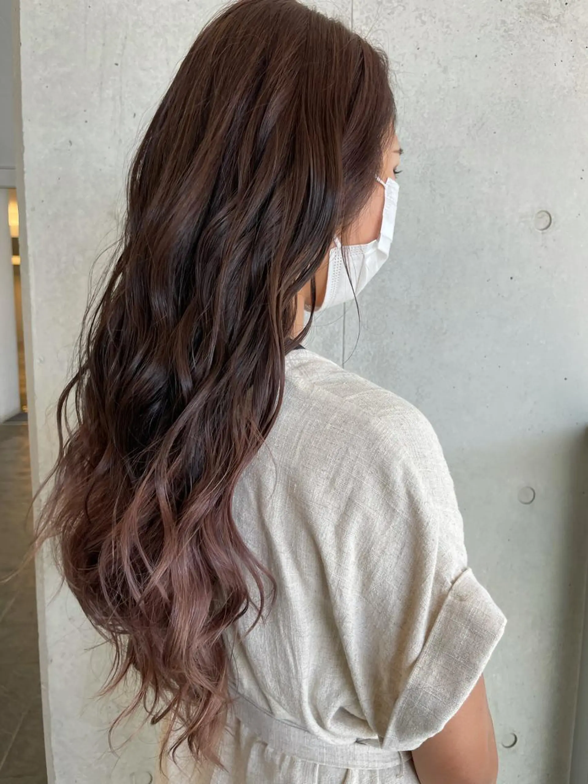 ロング カラー シールエクステ ブリーチ ケアブリーチ 透明感カラー デザインカラー シールエクステ/ツヤ 髪🩷SATSUKIのヘアスタイル