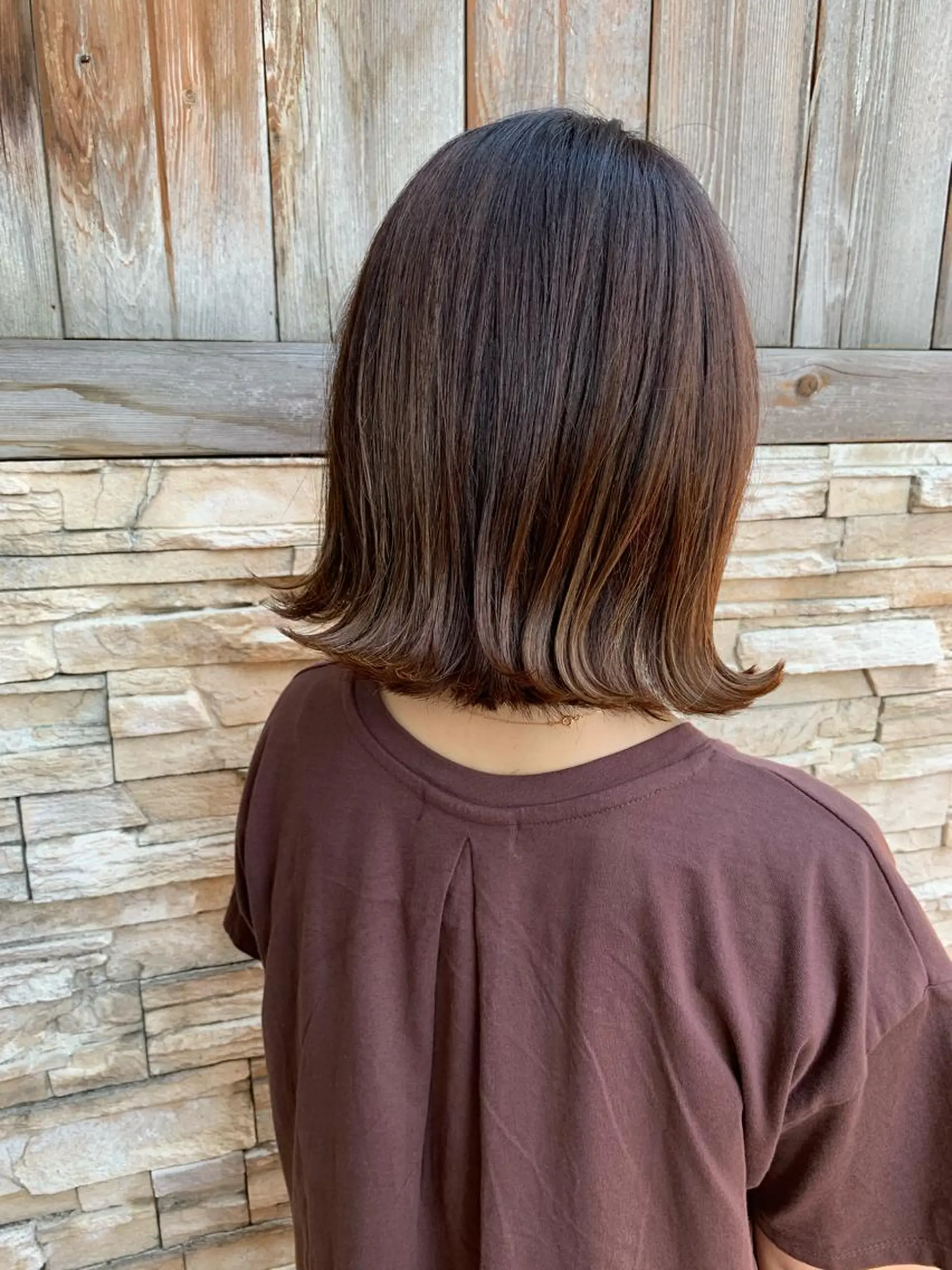 ミディアム ボブ 外ハネヘア 縮毛矯正 トリートメント Pēji所属・松村 総のヘアスタイル