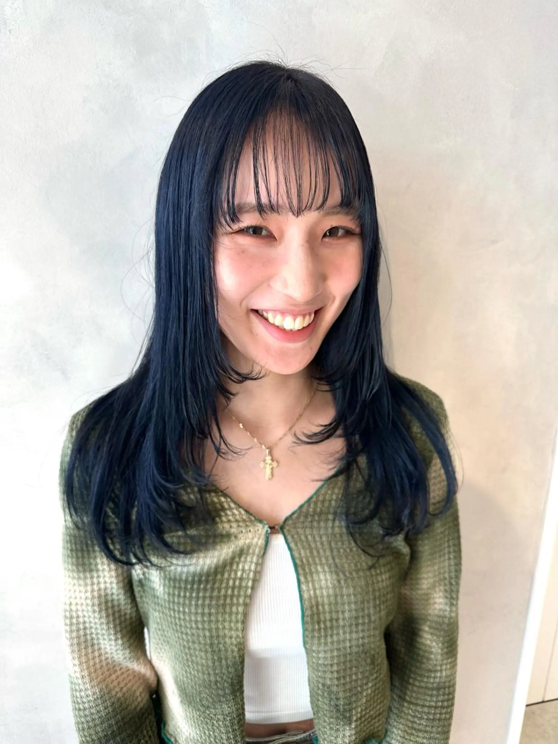 ミディアム カラー カット ヘアカラー トリートメント デザインカラー/パー マ🦖外岡咲希🦖のヘアスタイル