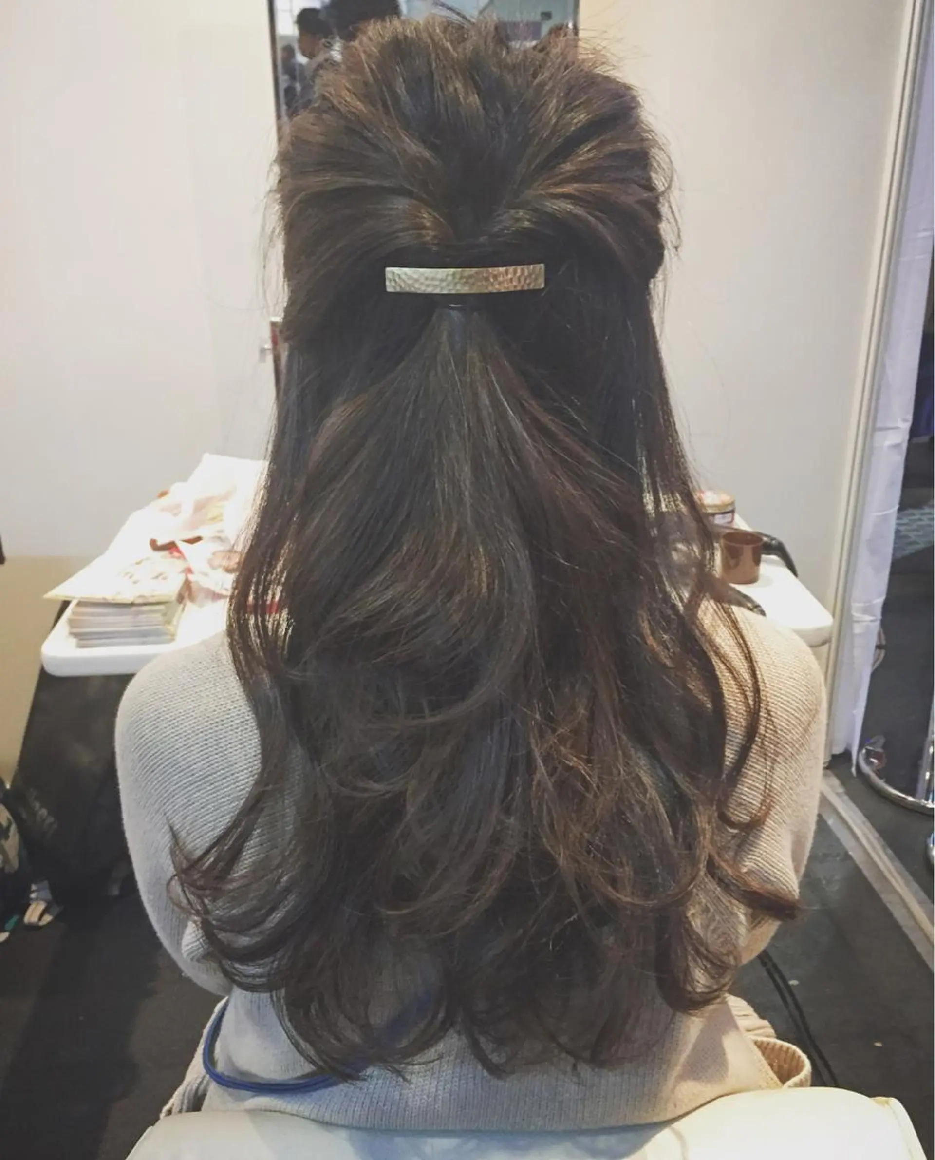 セミロング ヘアアレンジ ハーフアップ ラフィスヘアードープ所属・[外国人風カラー] 田中健太のヘアスタイル